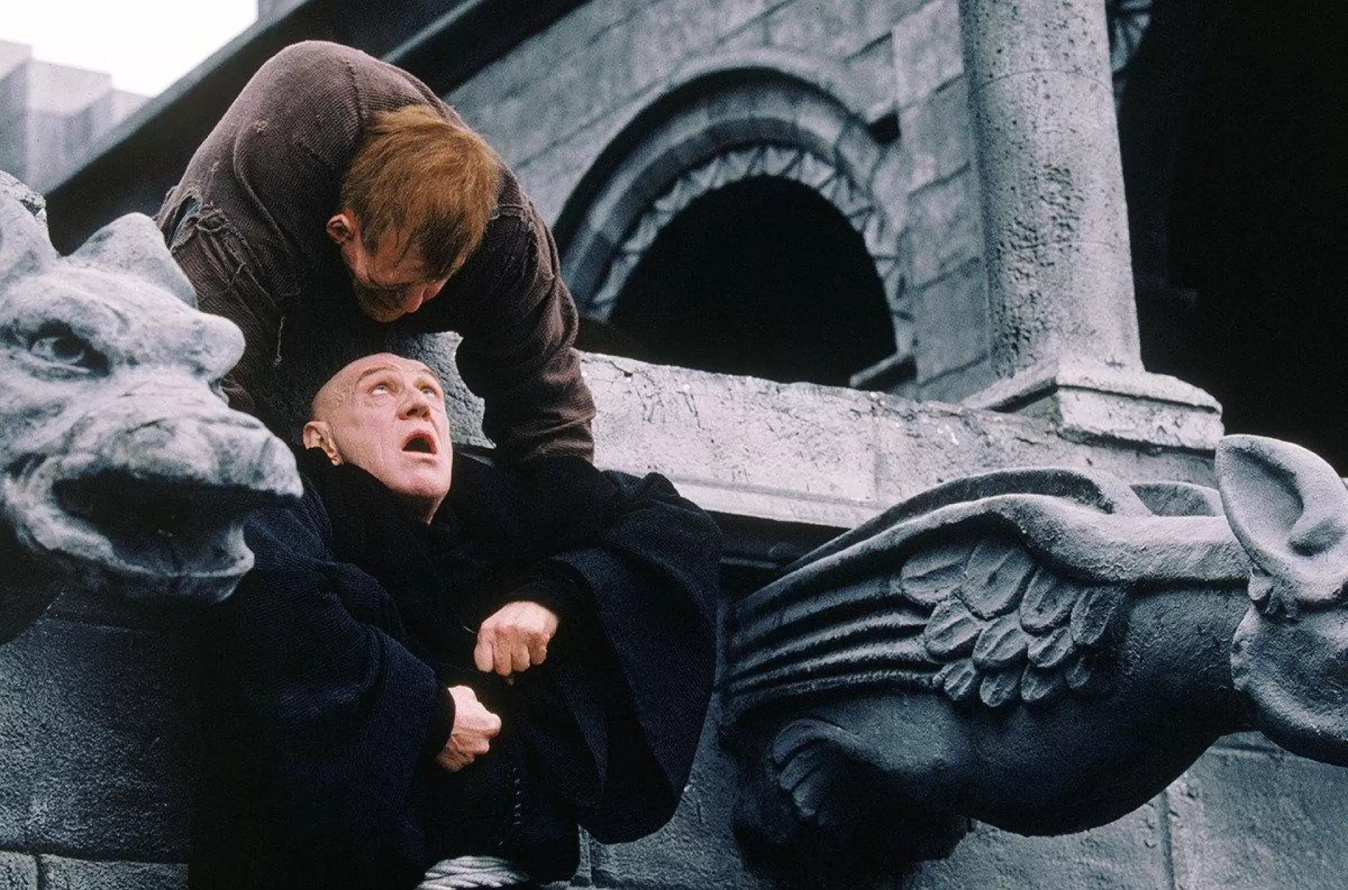 دانلود فیلم The Hunchback of Notre Dame 1997 (گوژپشت نوتردام)