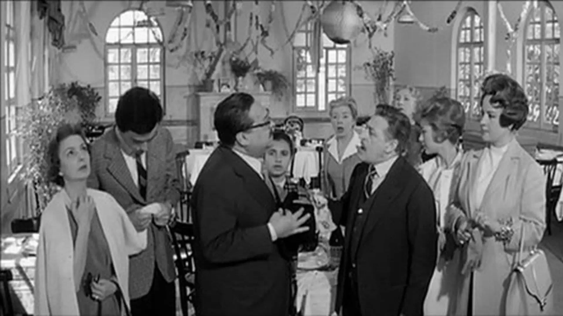 دانلود فیلم Totò, Fabrizi e i giovani d’oggi 1960 (توتو ، فابریزی و مردان جوان)