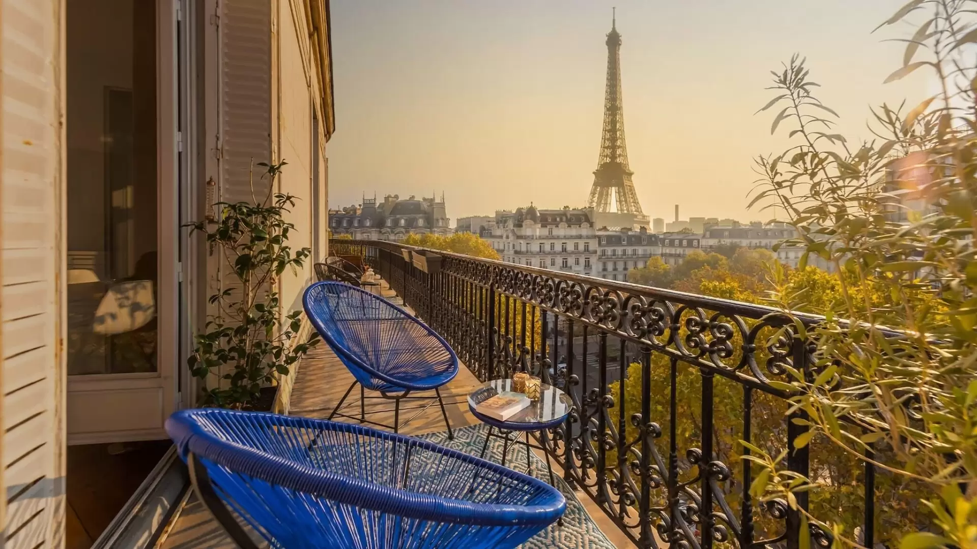دانلود سریال The Parisian Agency: Exclusive Properties 2021