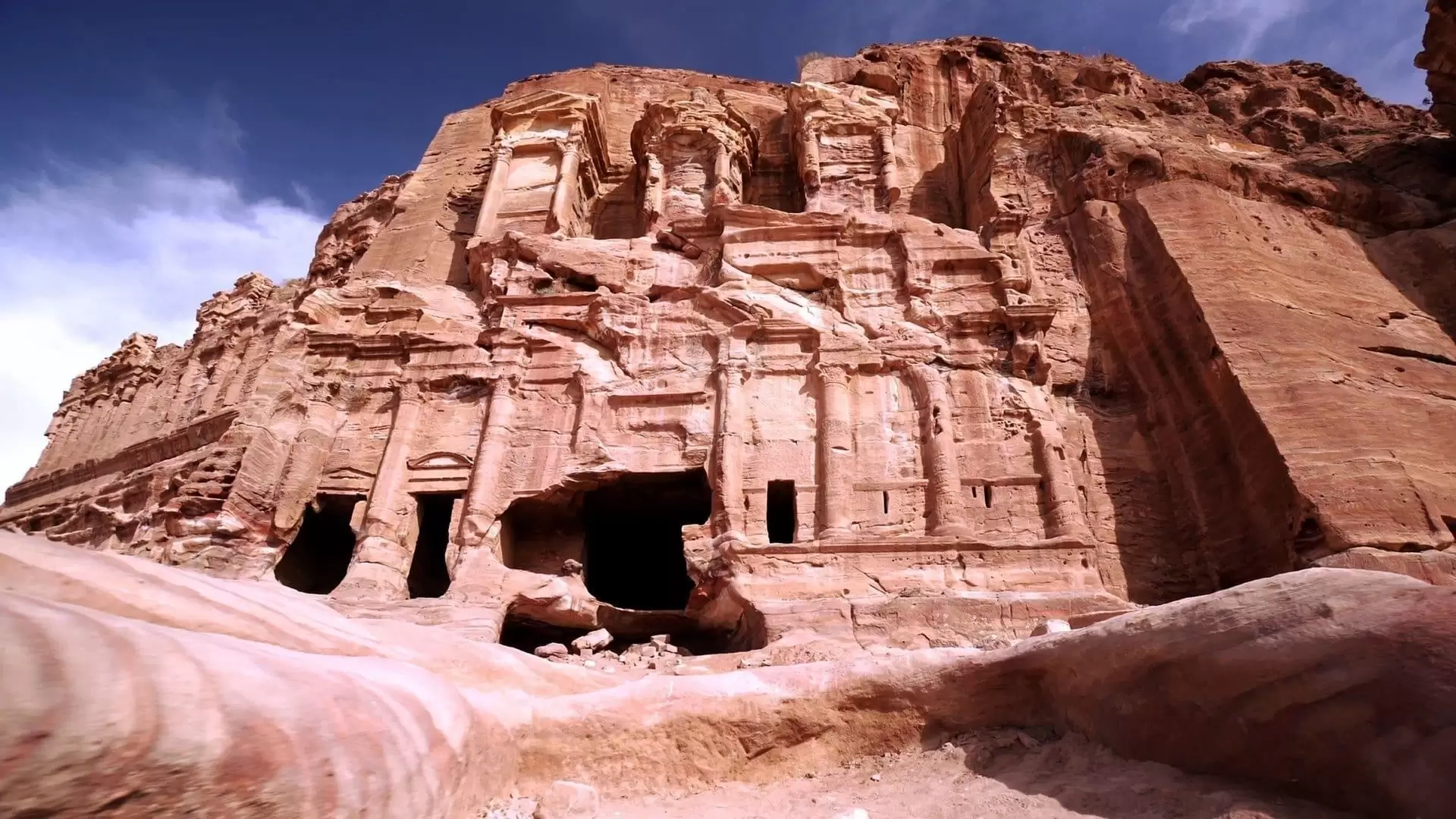 دانلود مستند Petra: Secrets of the Ancient Builders 2019 (پترا, اسرار ساختمانهای قدیمی)