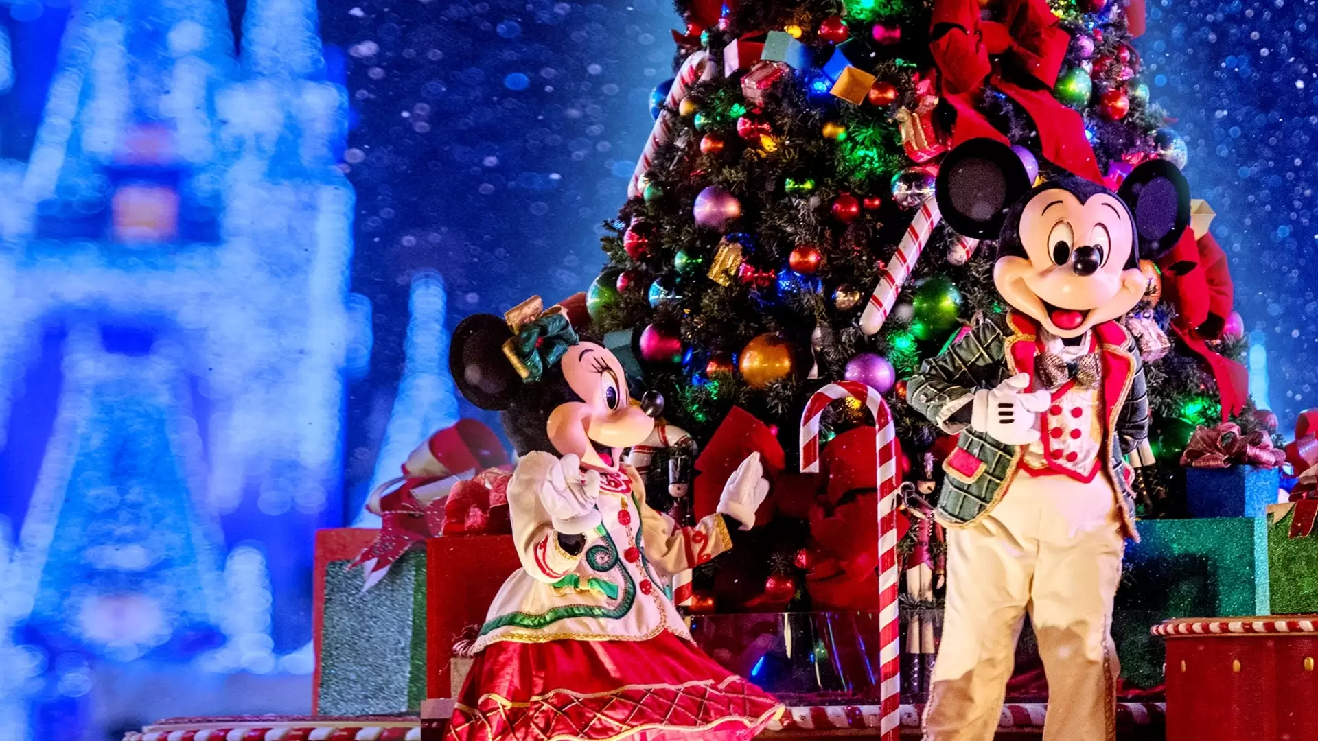 دانلود فیلم Decorating Disney: Holiday Magic 2017 (تزئین دیزنی: جادوی تعطیلات)