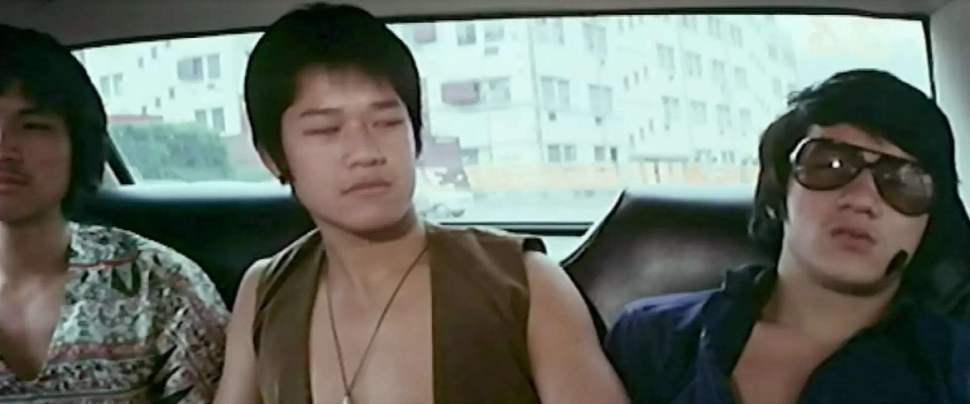 دانلود فیلم Rumble in Hong Kong 1973 (سر و صدا در هنگ کنگ)
