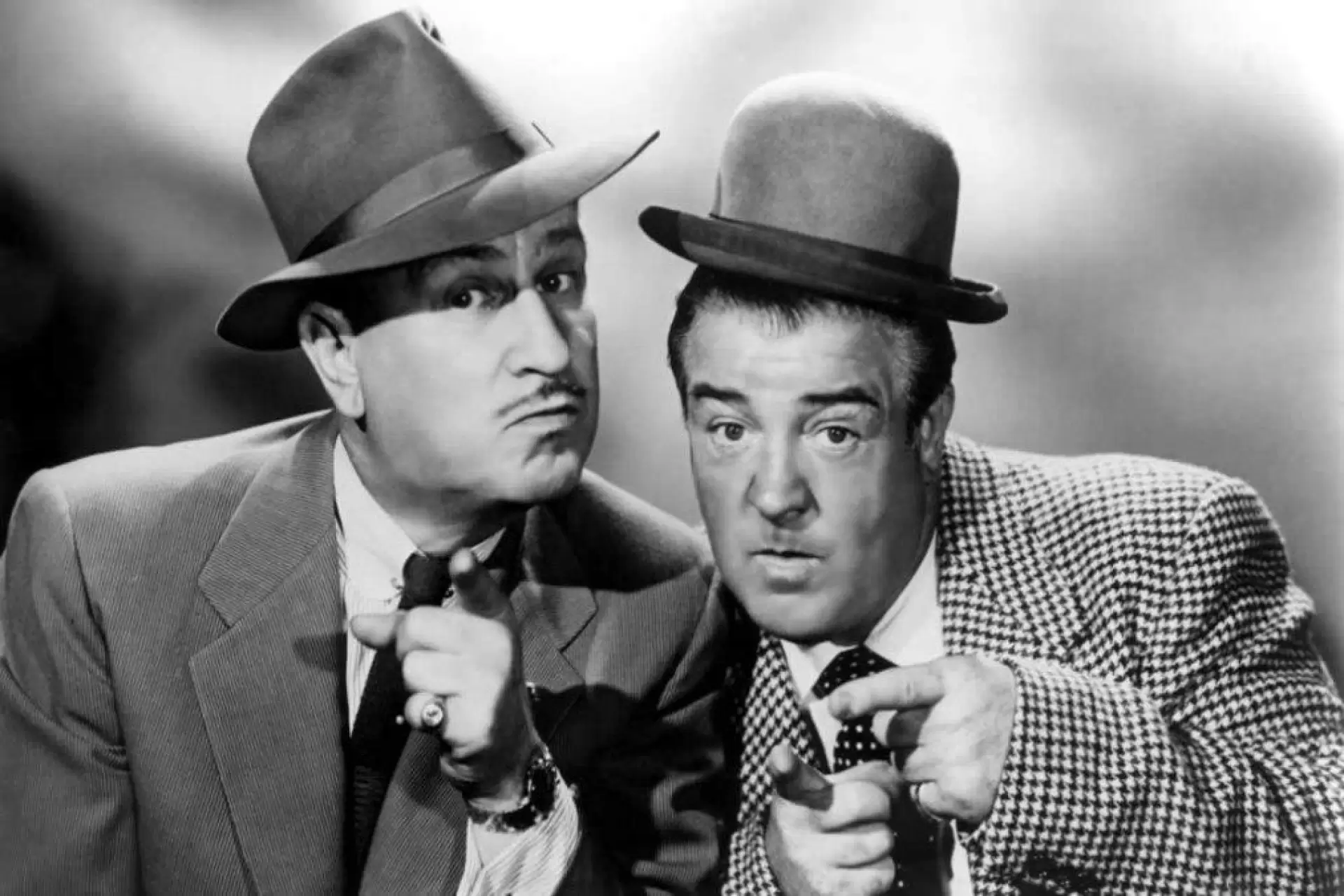 دانلود سریال The Abbott and Costello Show 1952