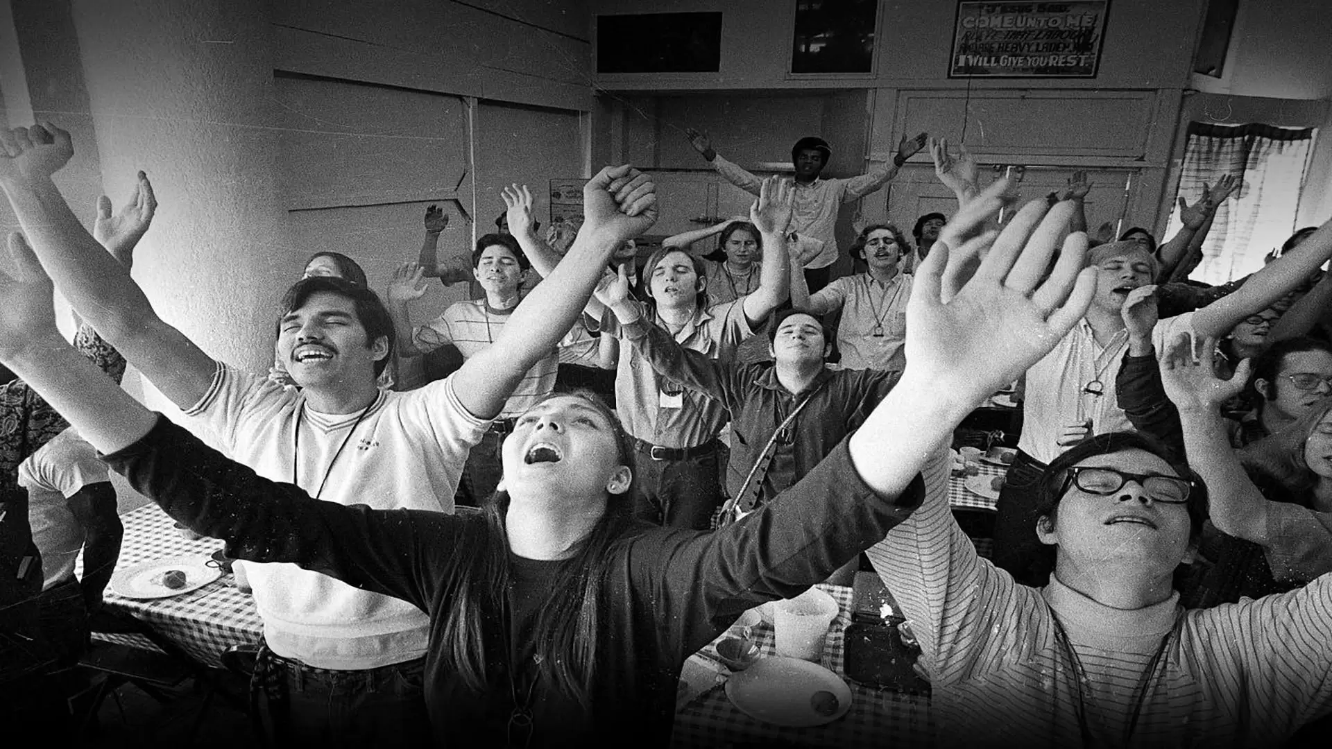 دانلود مستند Children of the Cult 2021