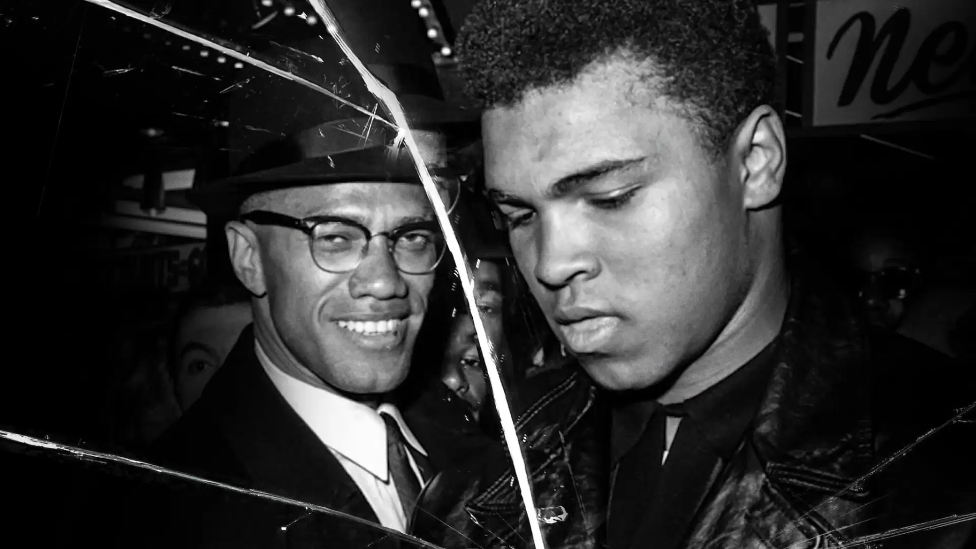 دانلود مستند Blood Brothers – Malcolm X and Muhammad Ali 2021 با تماشای آنلاین