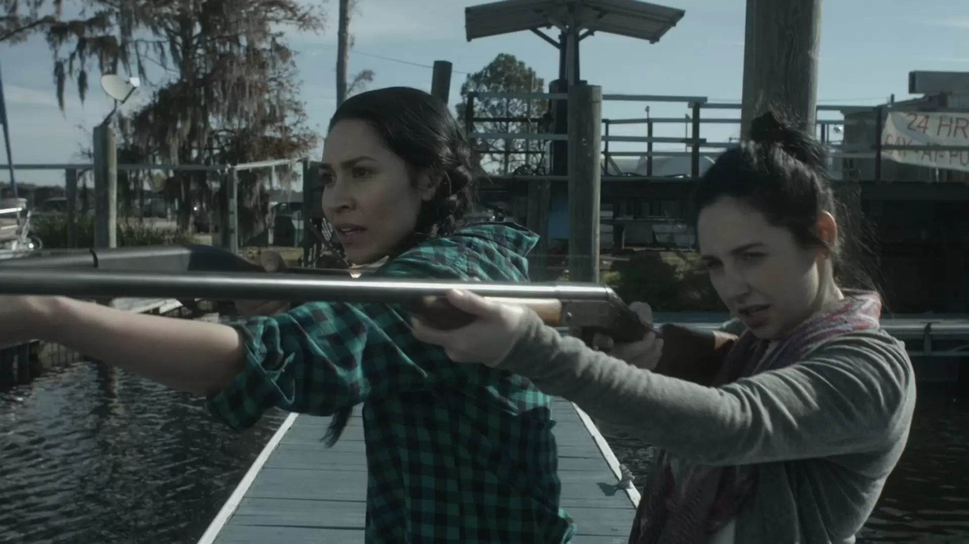 دانلود فیلم Zombie Shark 2015