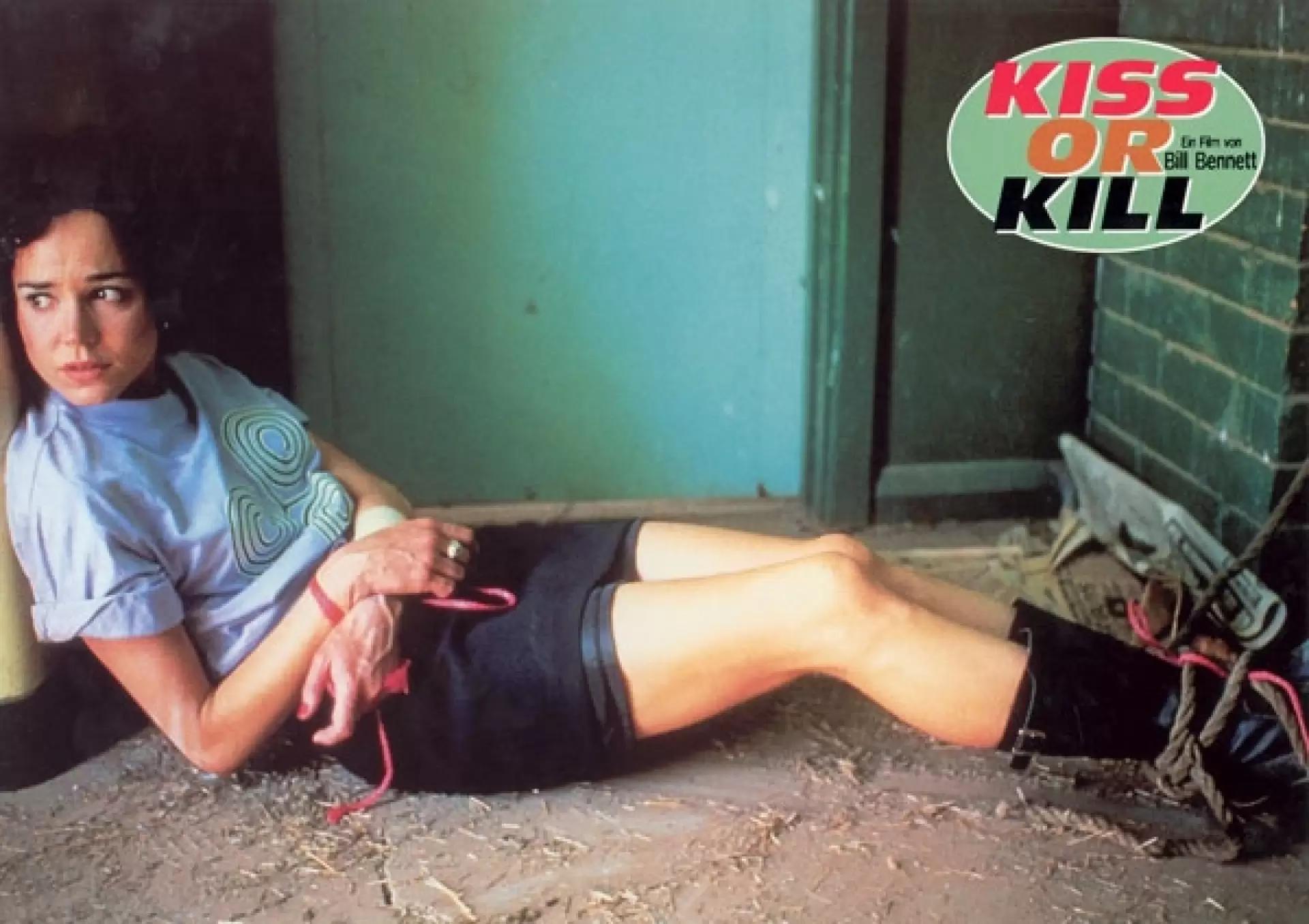 دانلود فیلم Kiss or Kill 1997