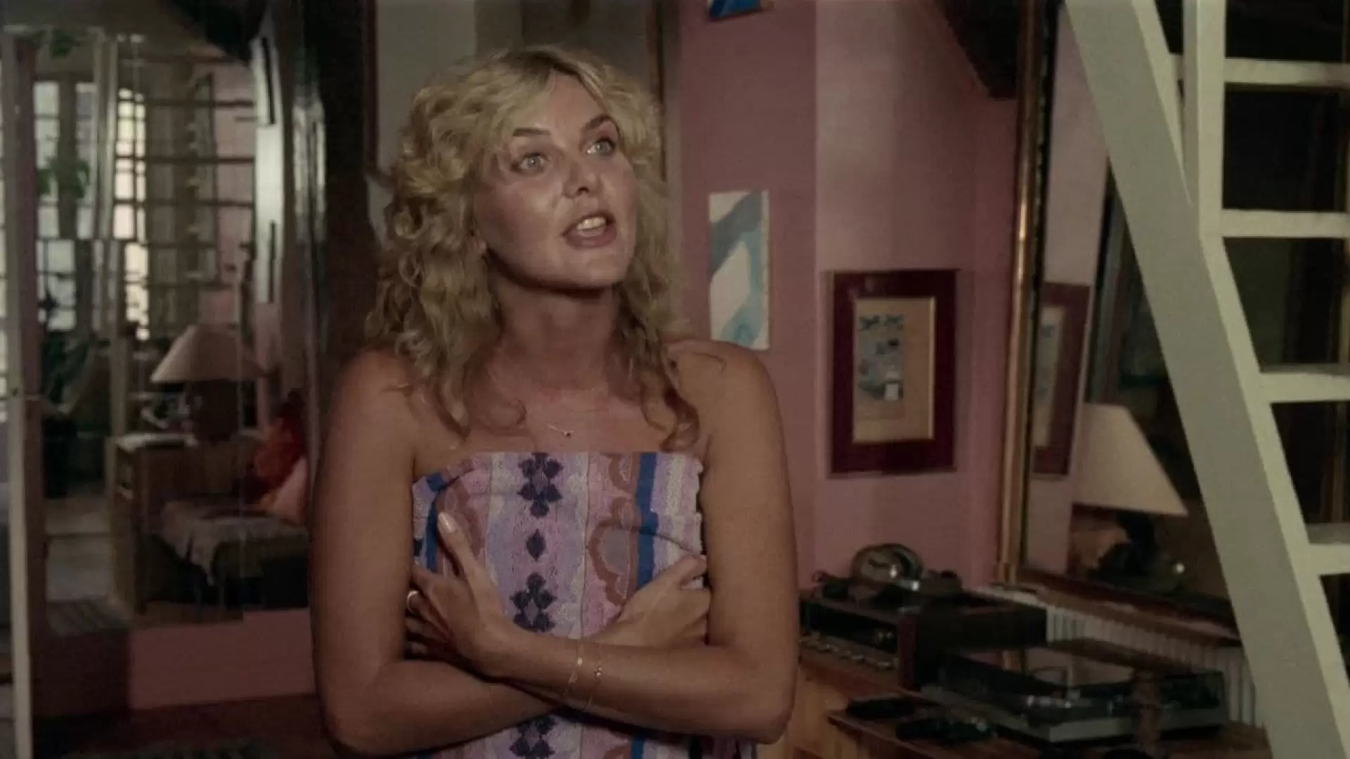 دانلود فیلم The Fashioned in Saint-Tropez 1983 با زیرنویس فارسی