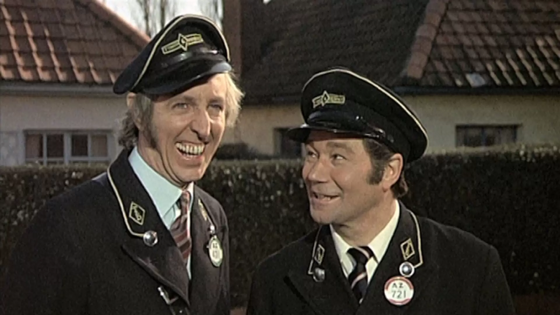دانلود فیلم On the Buses 1971