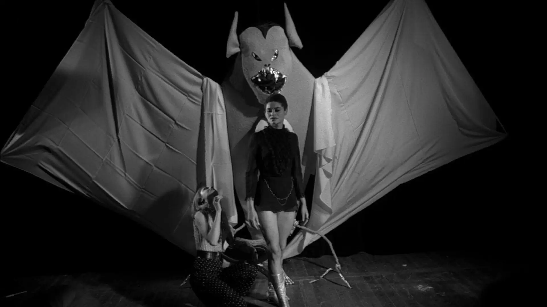 دانلود فیلم The Rape of the Vampire 1968