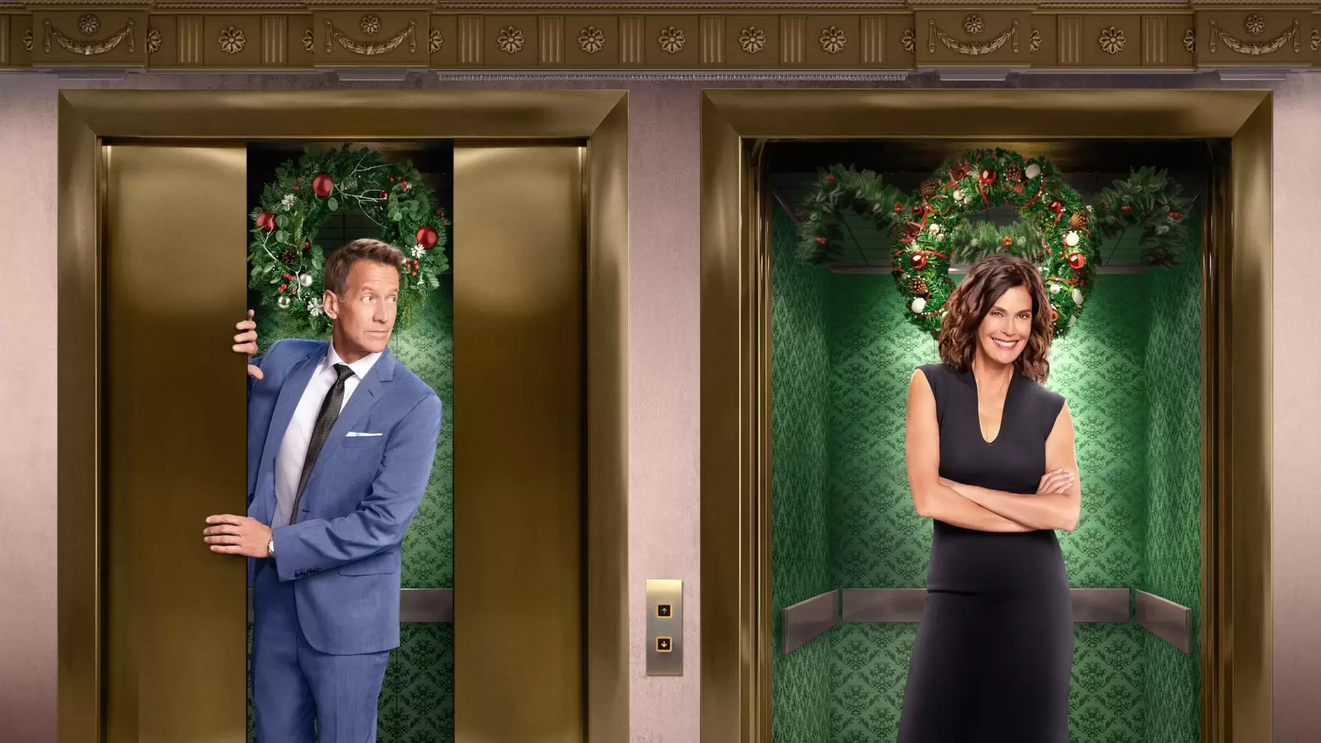 دانلود فیلم A Kiss Before Christmas 2021