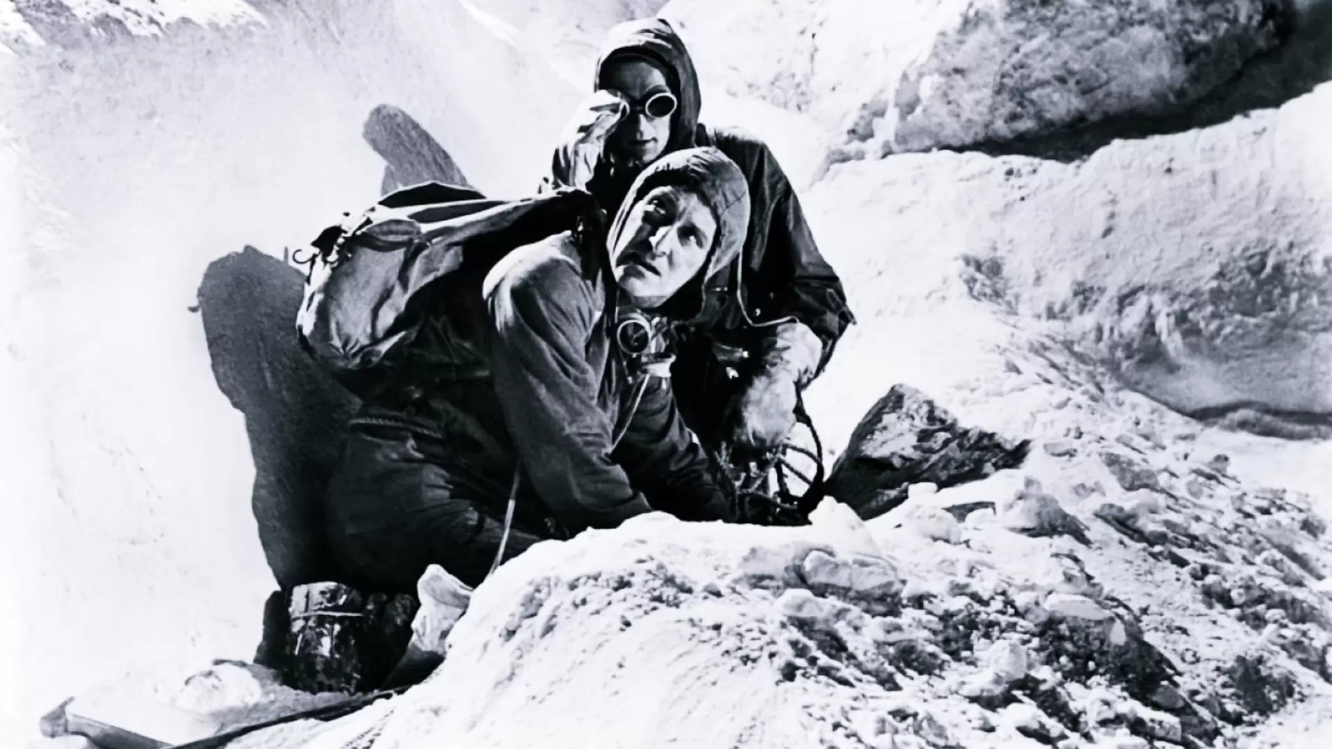 دانلود فیلم The Abominable Snowman 1957 (آدم‌برفی نفرت‌انگیز)