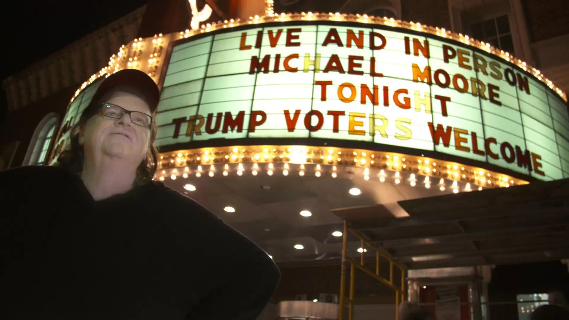دانلود مستند Michael Moore in TrumpLand 2016 با زیرنویس فارسی