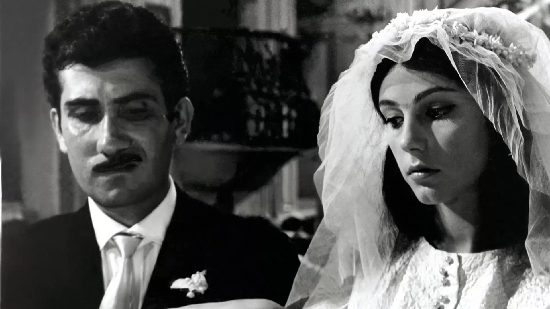 دانلود فیلم Seduced and Abandoned 1964 با زیرنویس فارسی و تماشای آنلاین