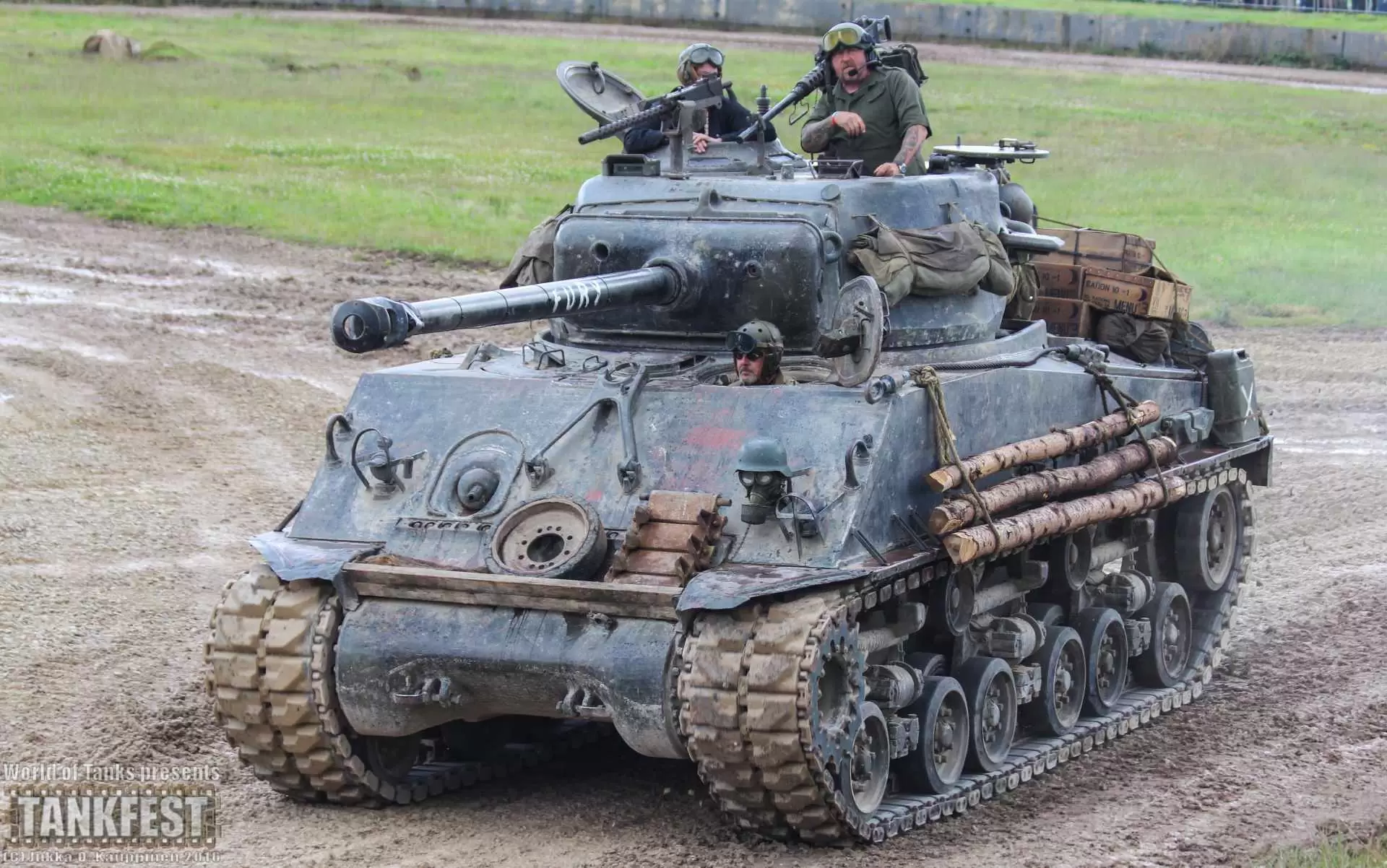 دانلود مستند Tanks of Fury 2014