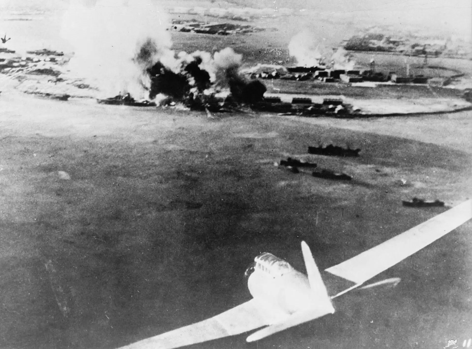 دانلود مستند Pearl Harbor: The Accused 2016