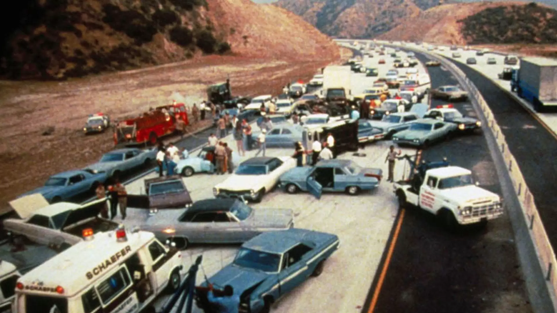 دانلود فیلم Smash-Up on Interstate 5 1976