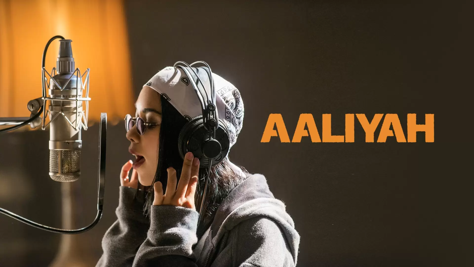 دانلود فیلم Aaliyah: The Princess of R&B 2014