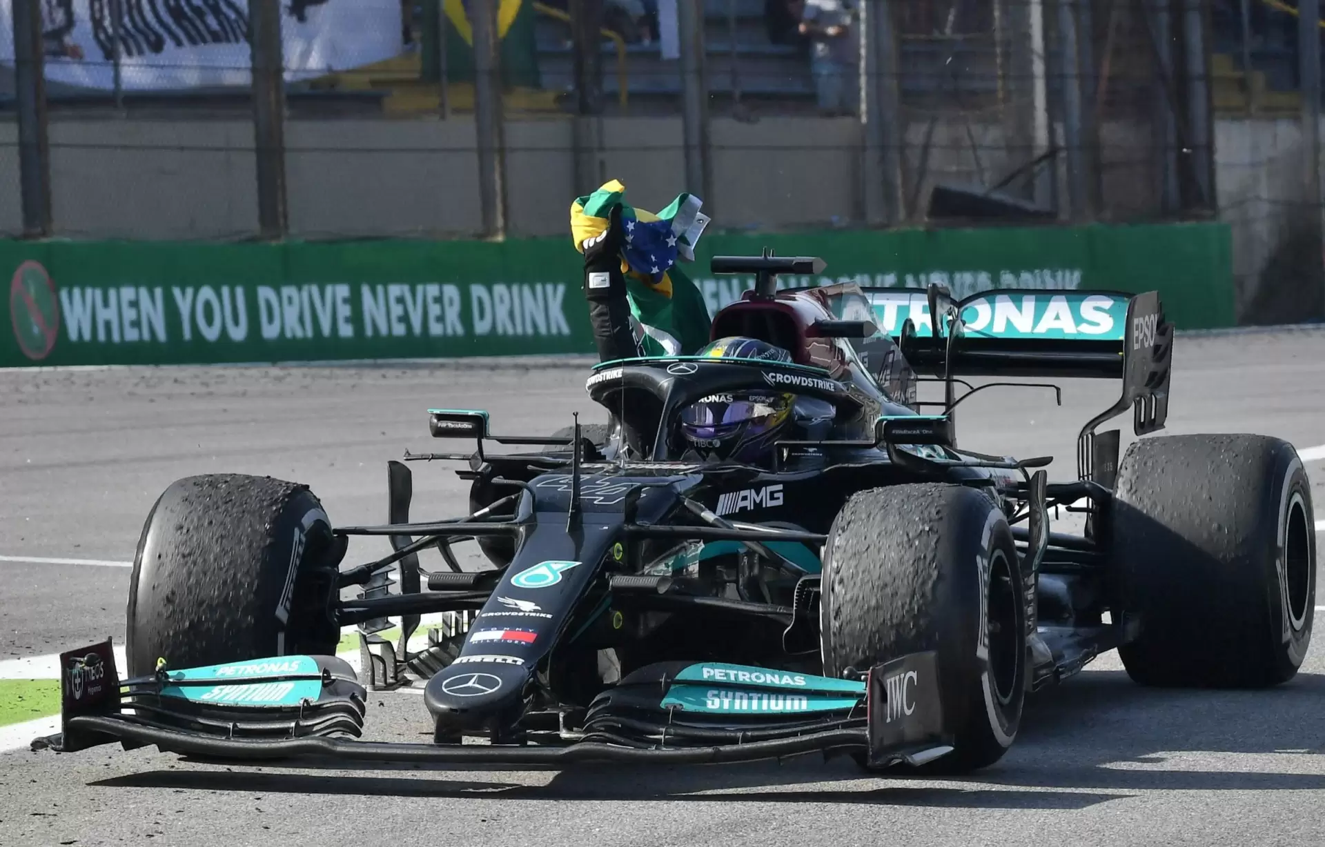 دانلود مستند Lewis Hamilton: The Winning Formula 2021