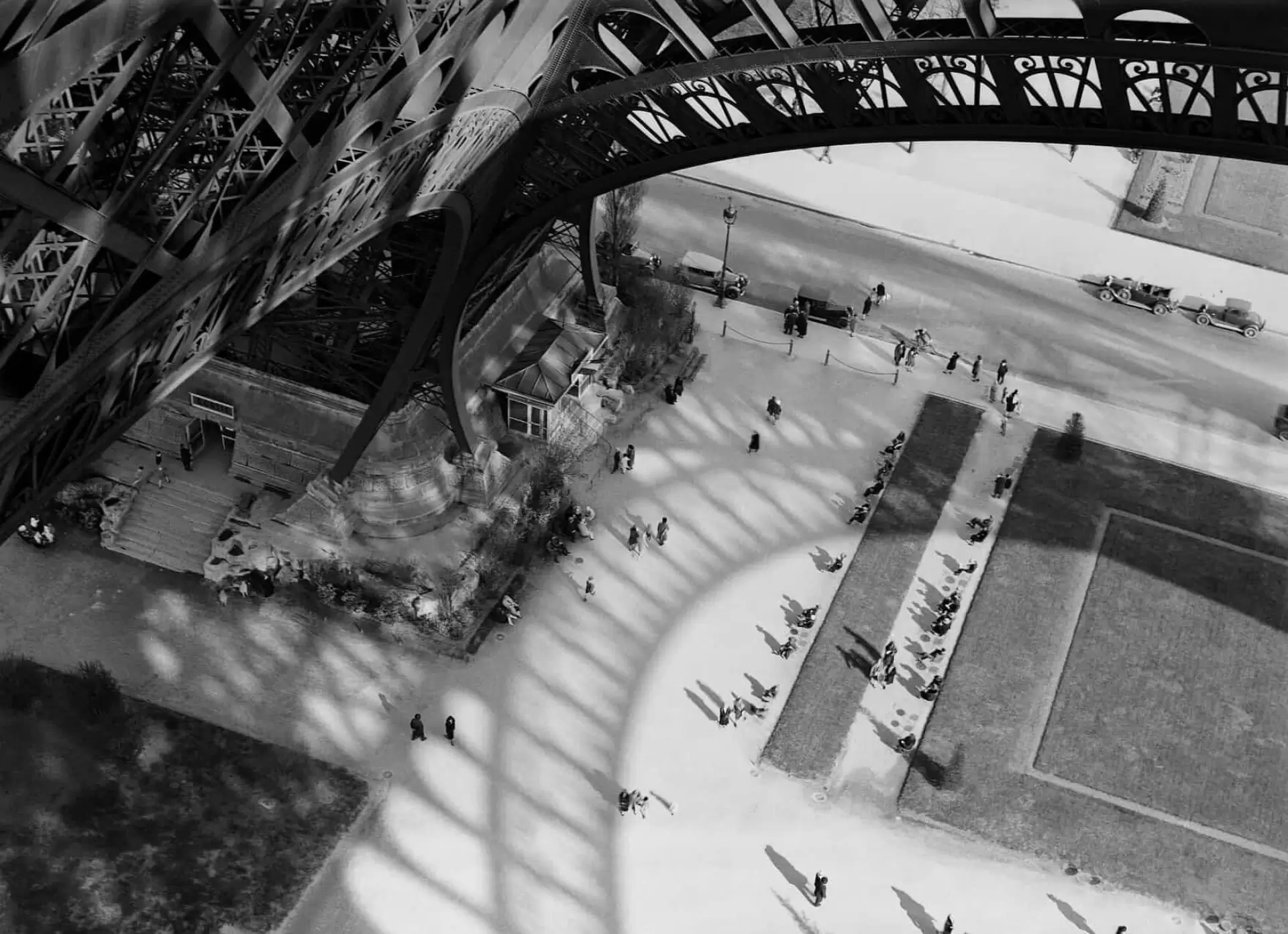 دانلود فیلم Le mystère de la tour Eiffel 1928