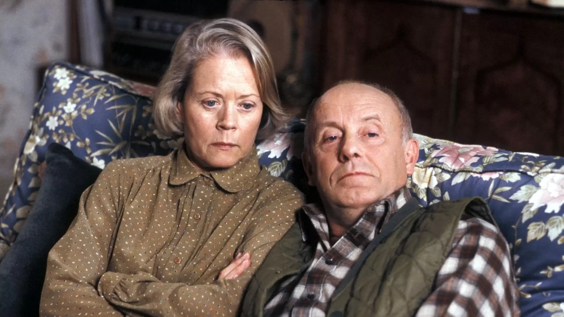 دانلود سریال One Foot in the Grave 1990