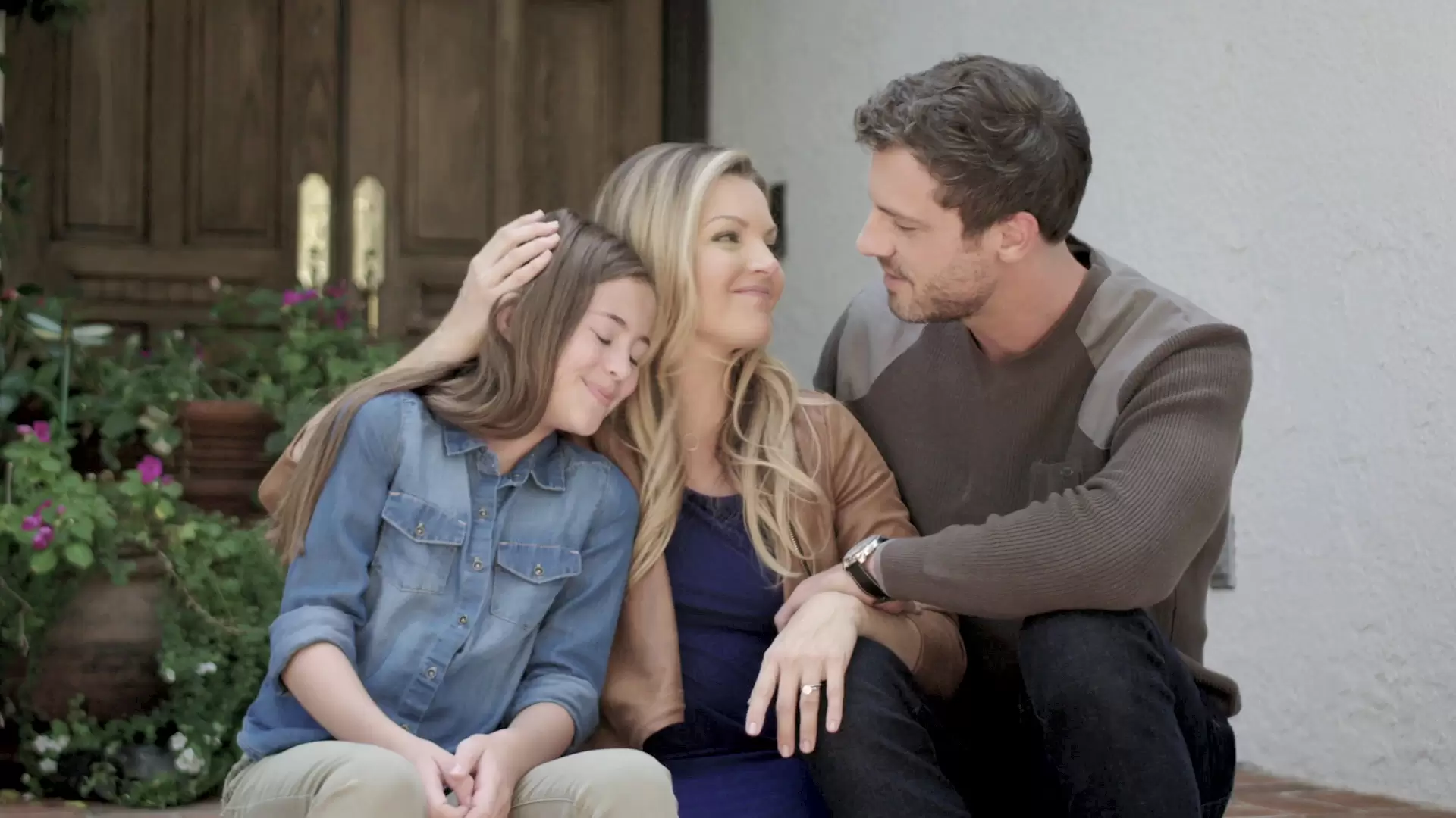 دانلود فیلم The Wrong House 2016