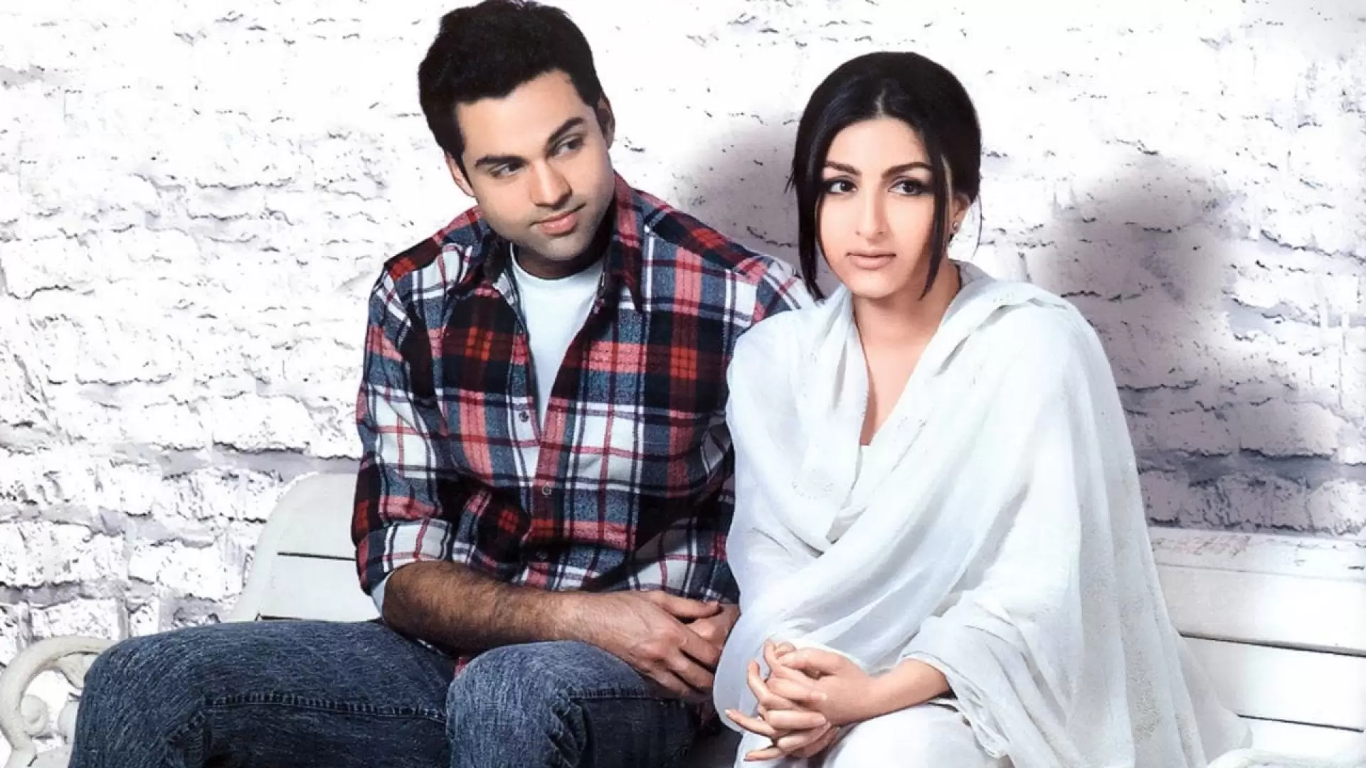 دانلود فیلم Ahista Ahista 2006 (آهسته آهسته) با زیرنویس فارسی