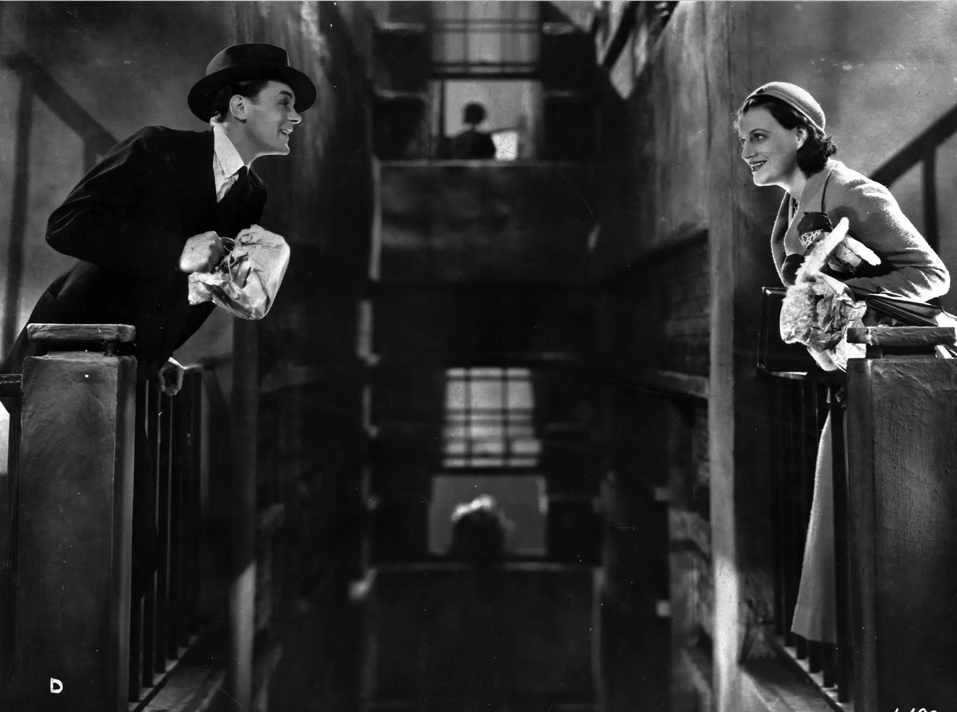 دانلود فیلم Looking on the Bright Side 1932