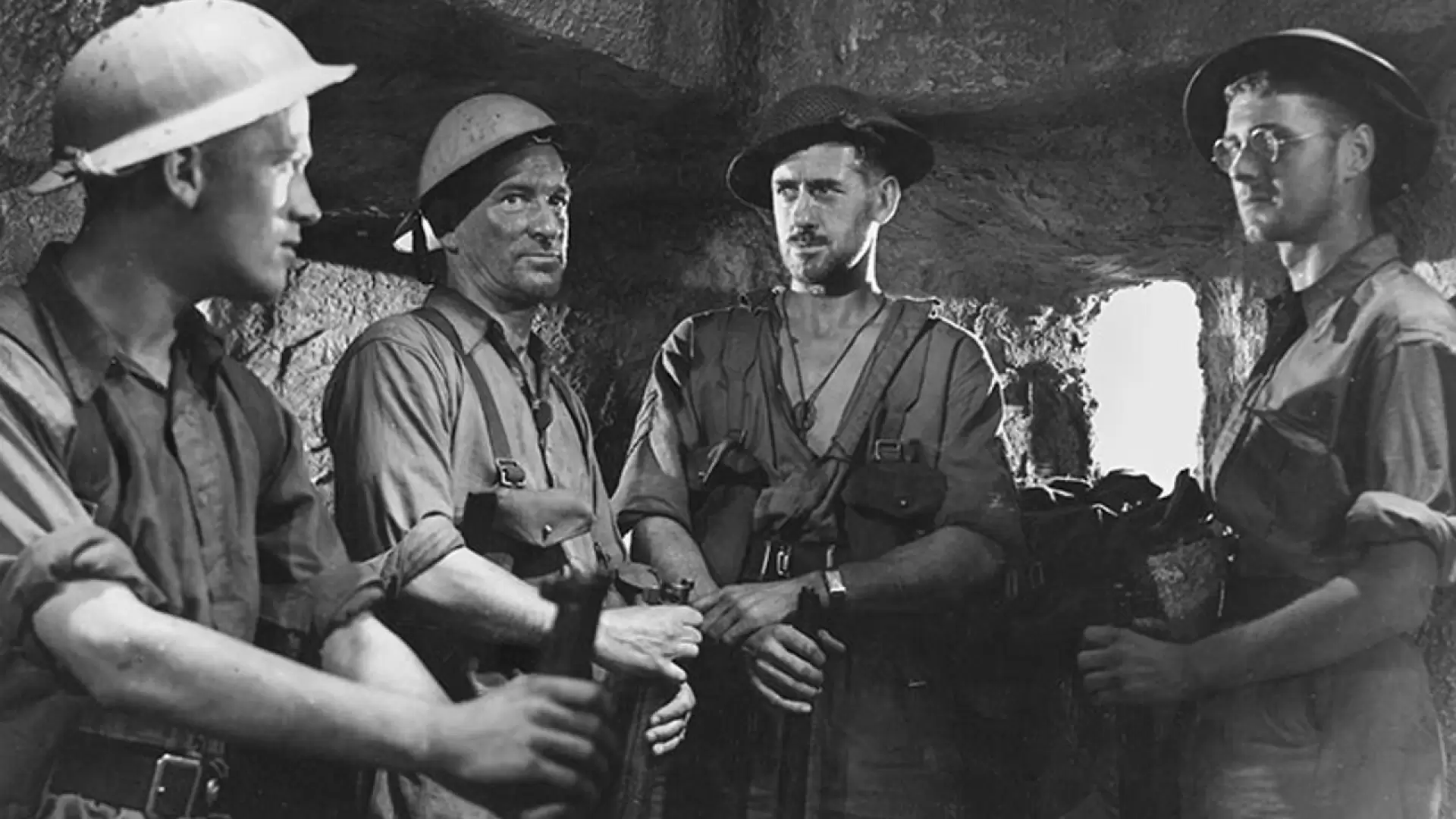 دانلود فیلم Nine Men 1943