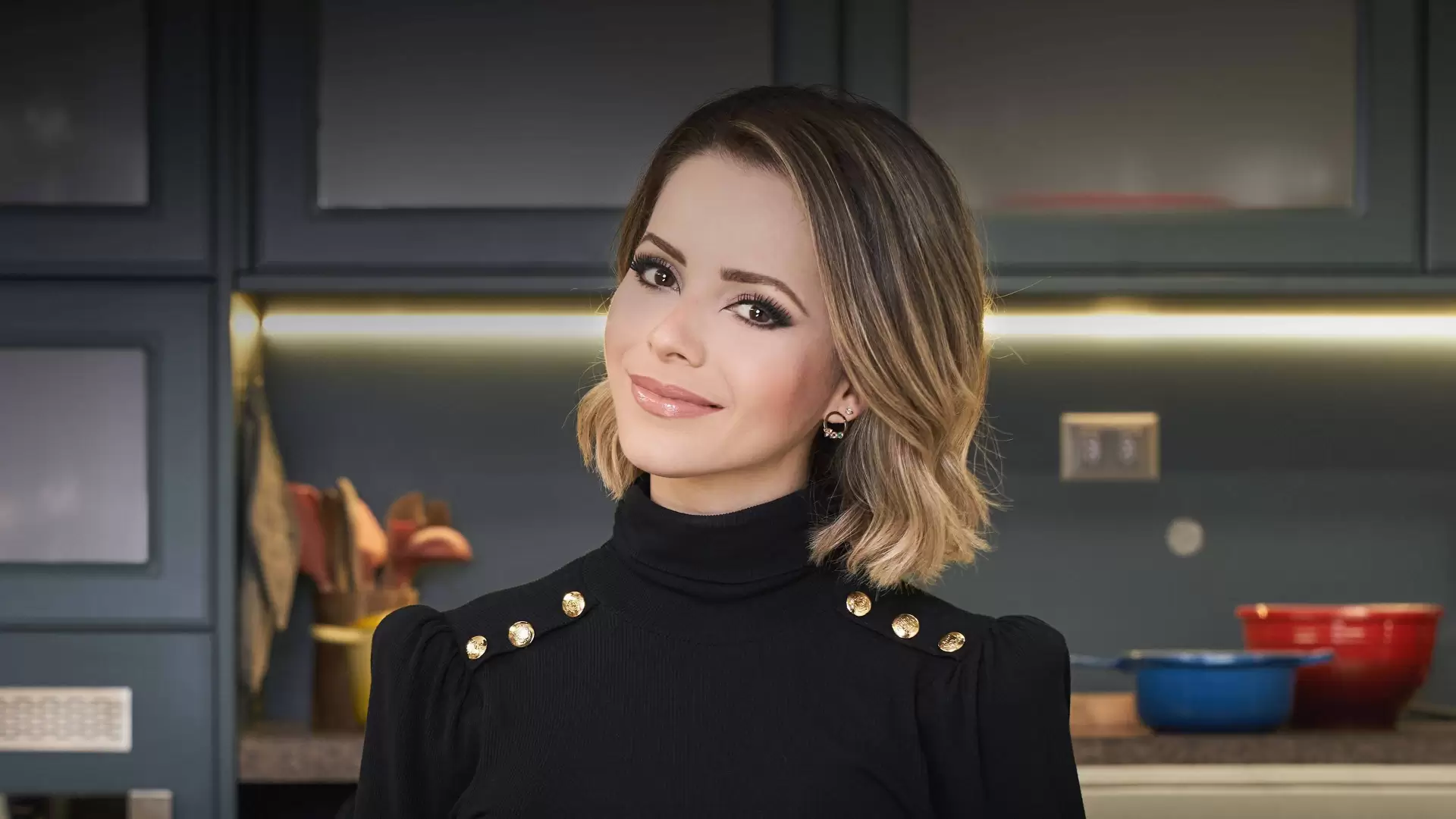 دانلود سریال Sandy + Chef 2021