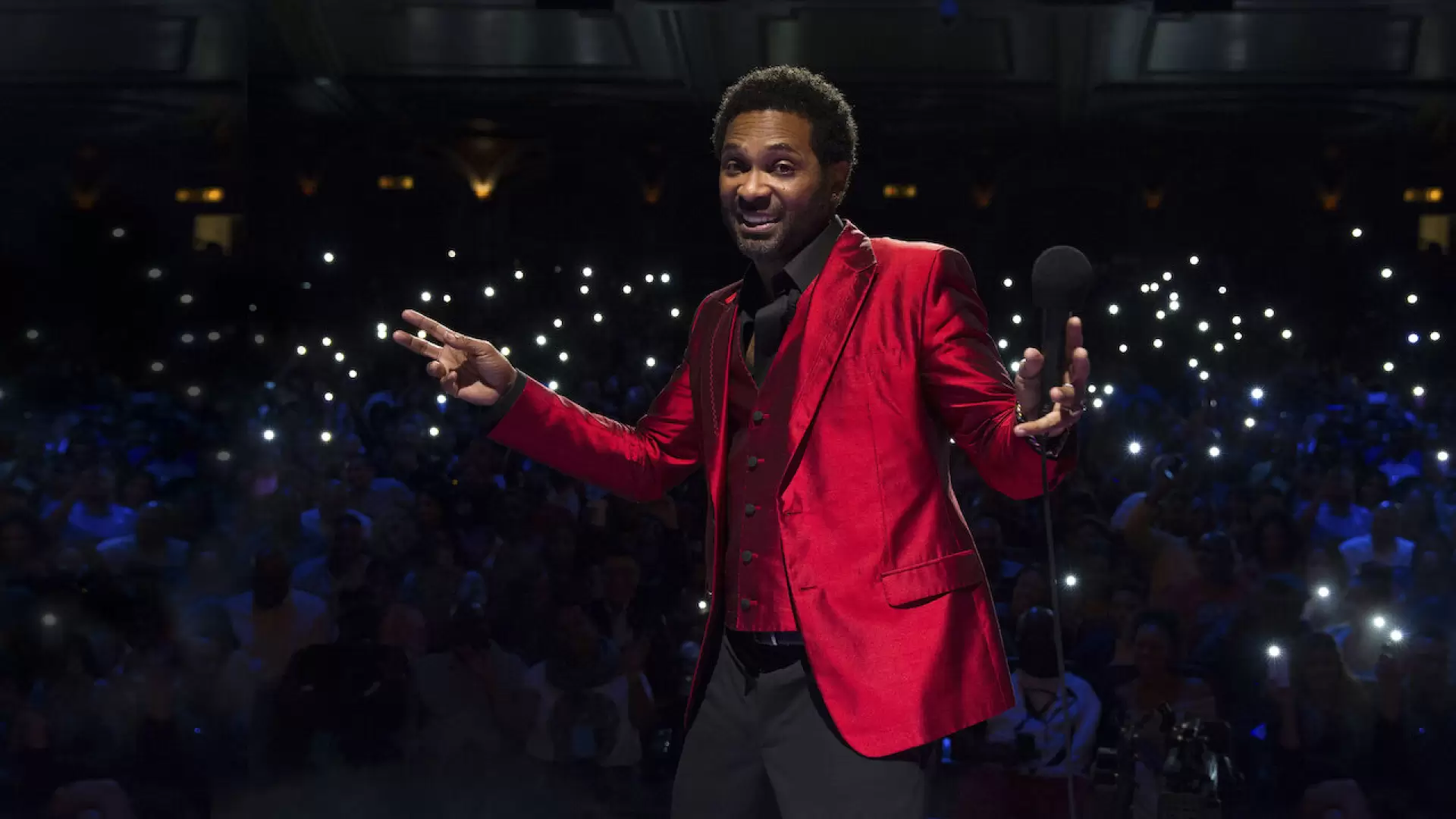 دانلود فیلم Mike Epps: Don’t Take It Personal 2015 (مایک اپس: آن را شخصی نگیرید)