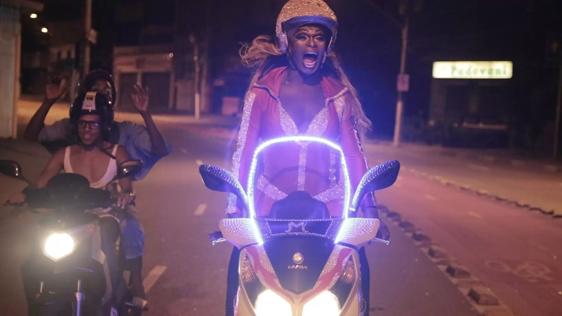 دانلود فیلم Body Electric 2017
