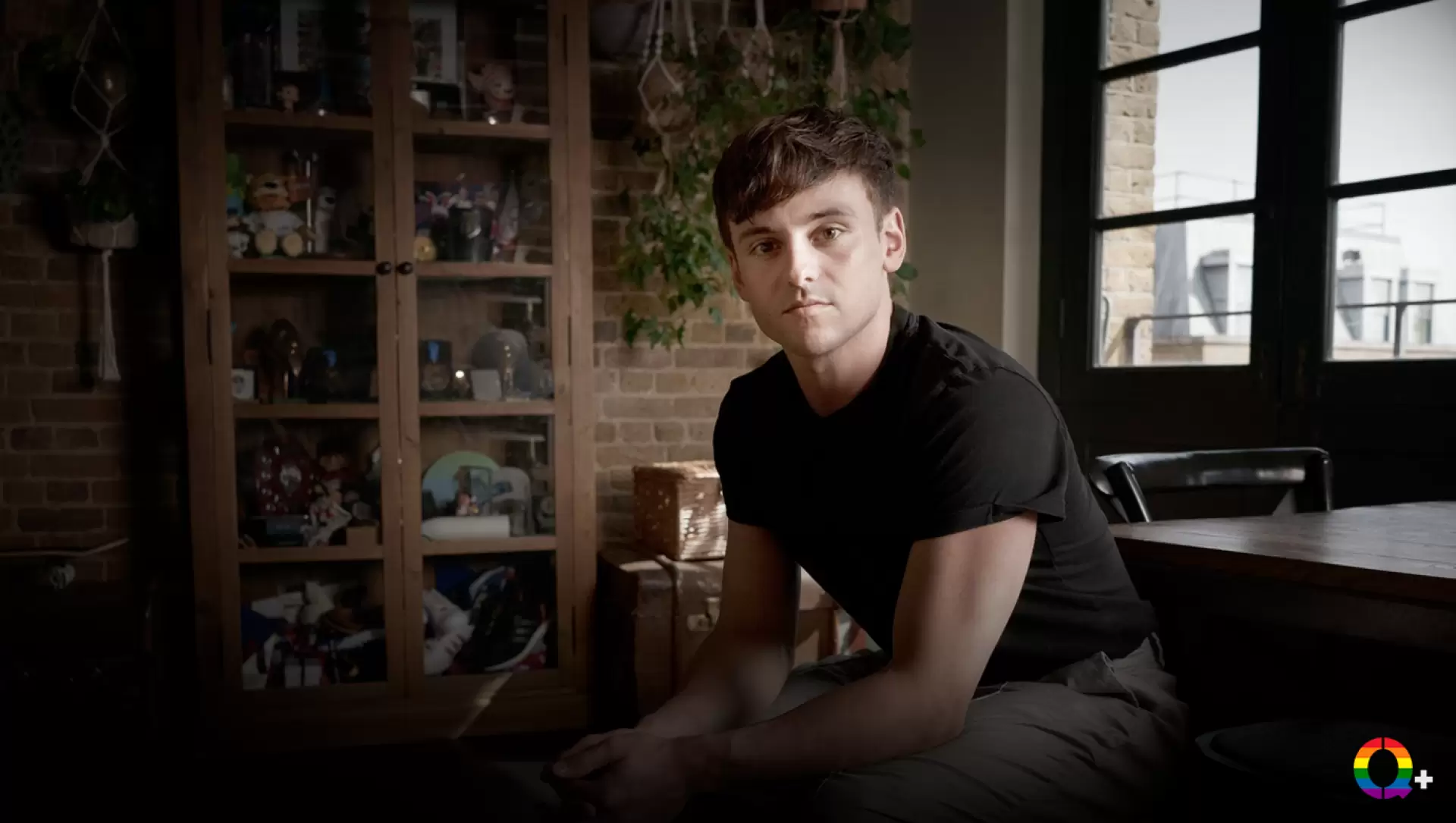 دانلود مستند Tom Daley: Illegal to Be Me 2022 با تماشای آنلاین