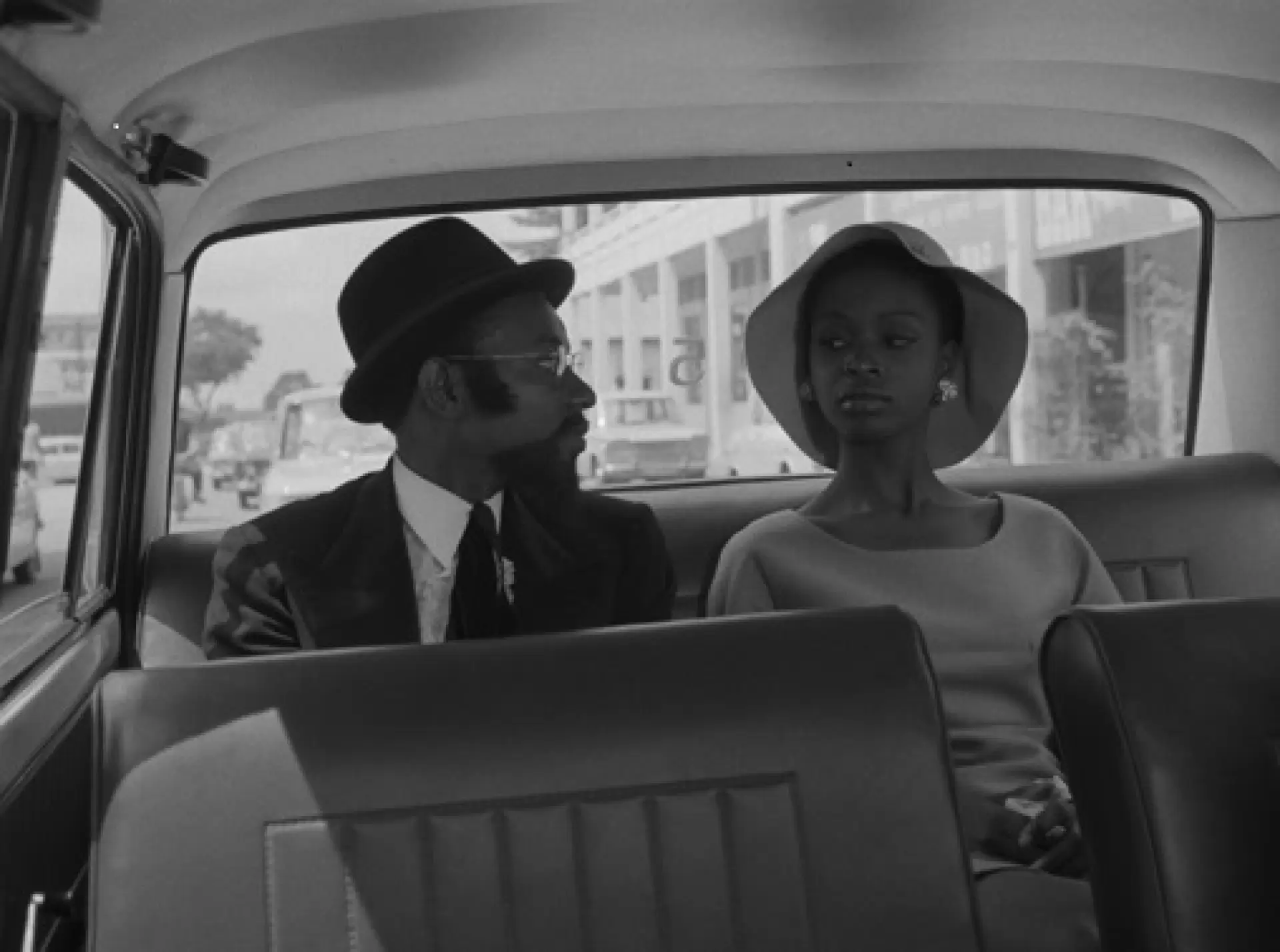 دانلود فیلم The Woman with the Knife 1969