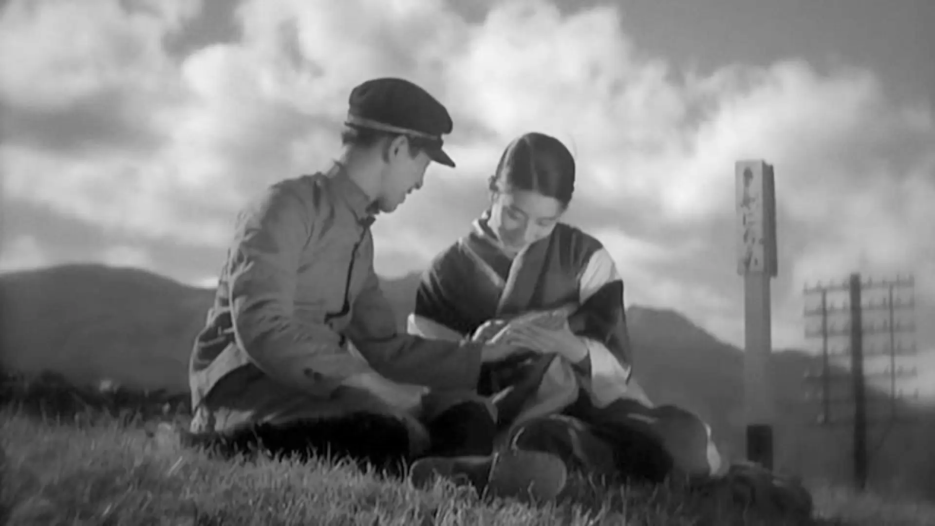 دانلود فیلم A Story of Floating Weeds 1934 با زیرنویس فارسی