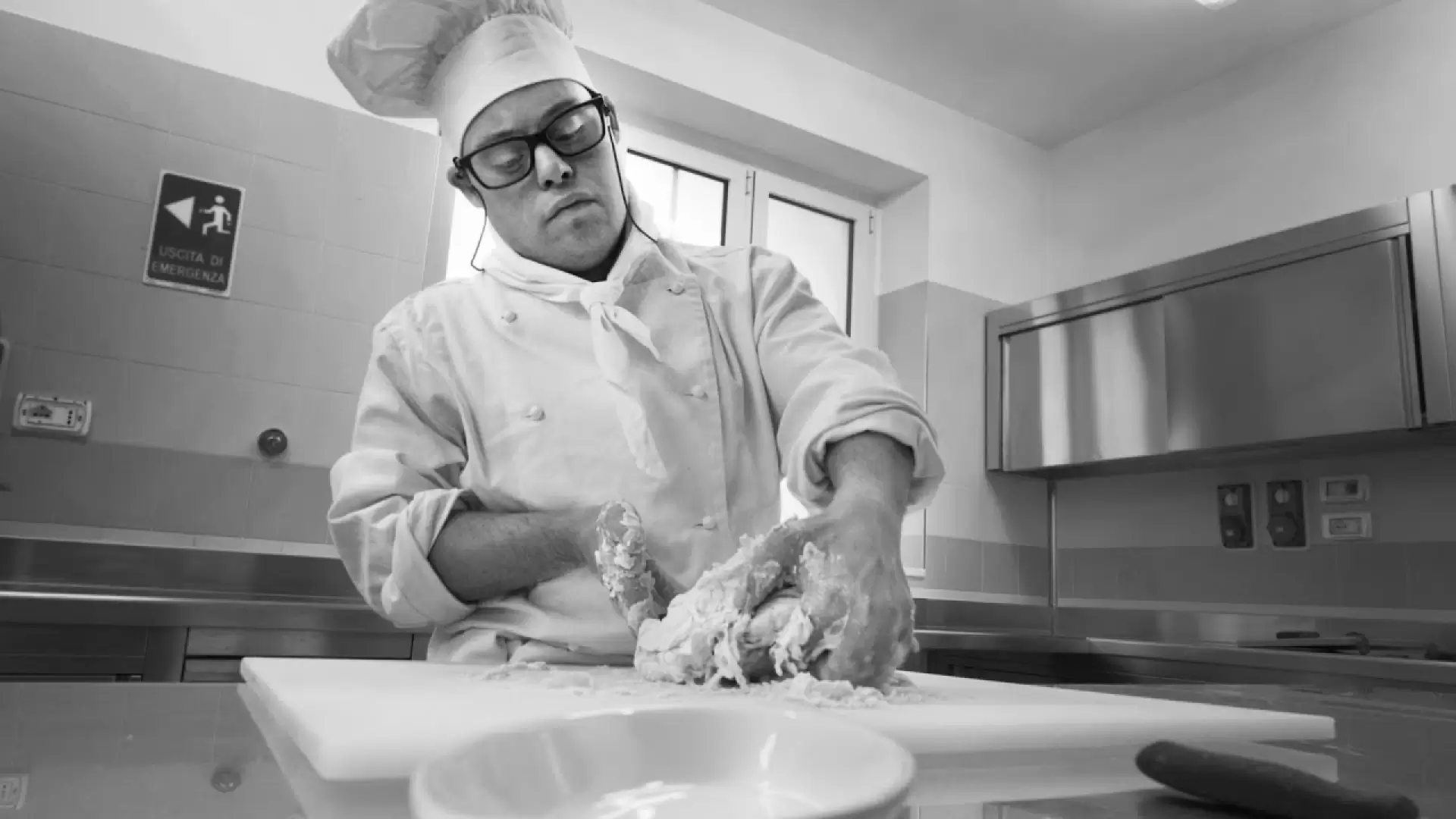دانلود مستند Chef Antonio’s Recipes for Revolution 2021