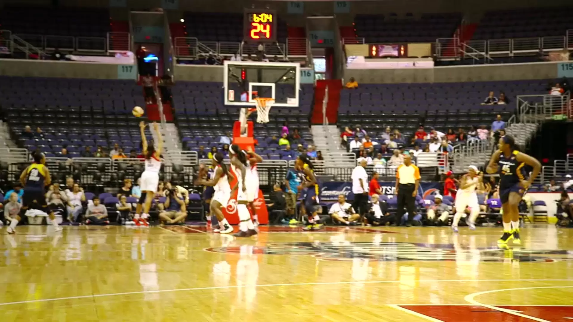 دانلود مستند Coming Back to the Hoop 2014