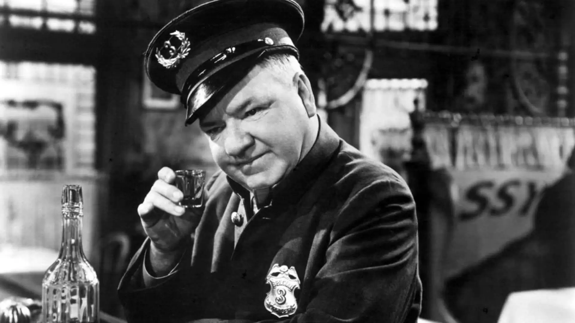 دانلود فیلم The Bank Dick 1940