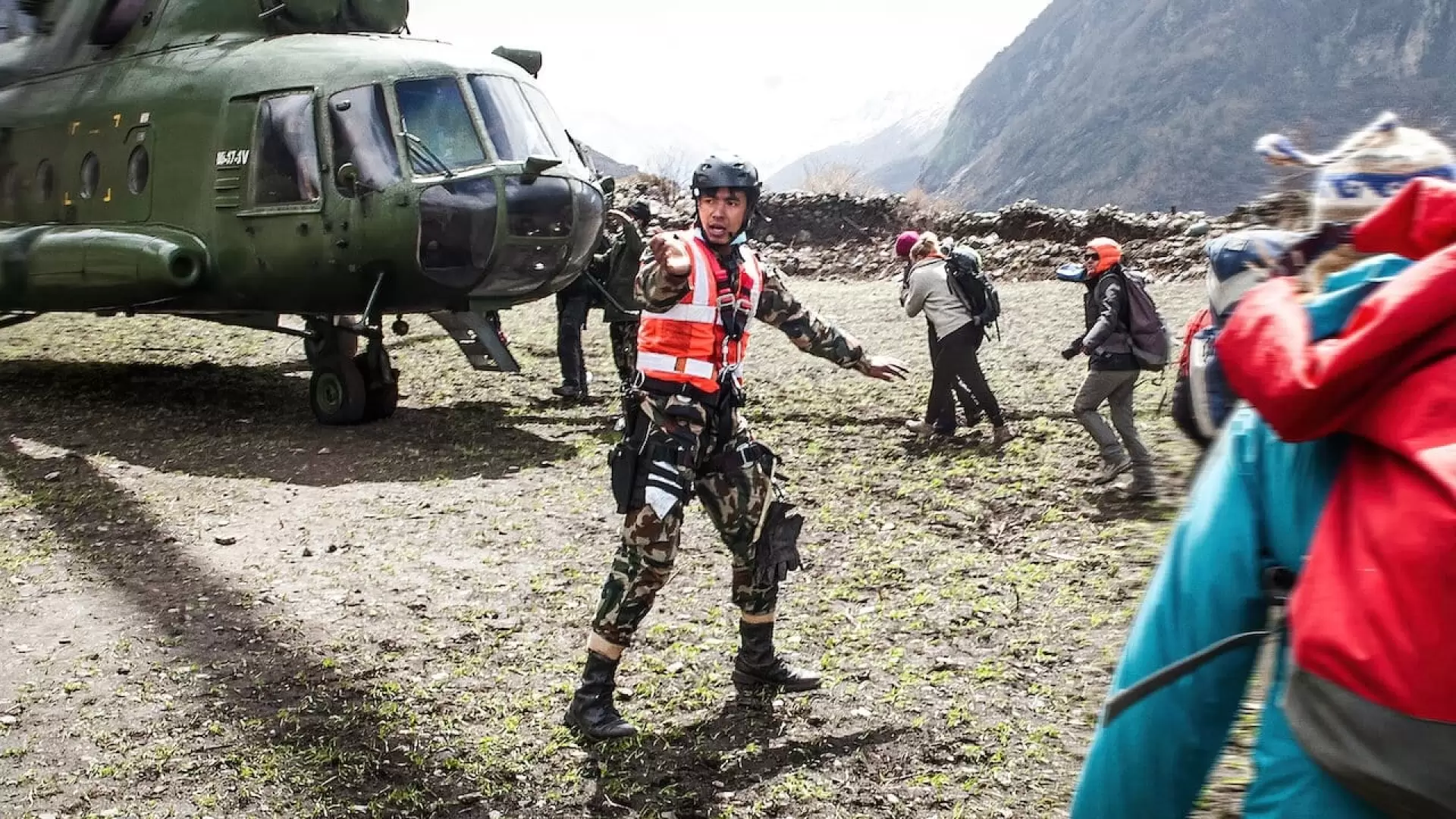 دانلود مستند Aftershock: Everest and the Nepal Earthquake 2022