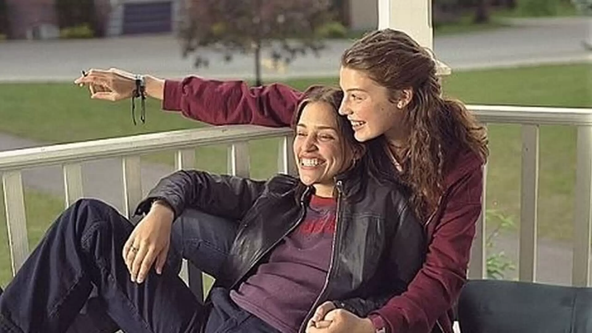 دانلود فیلم Lost and Delirious 2001 (گمشده و شوریدگی) با زیرنویس فارسی و تماشای آنلاین