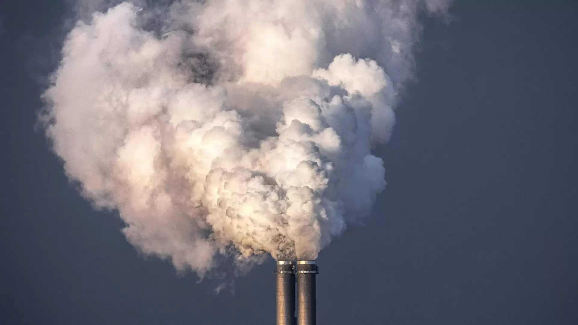 دانلود مستند Dirty Energy 2012