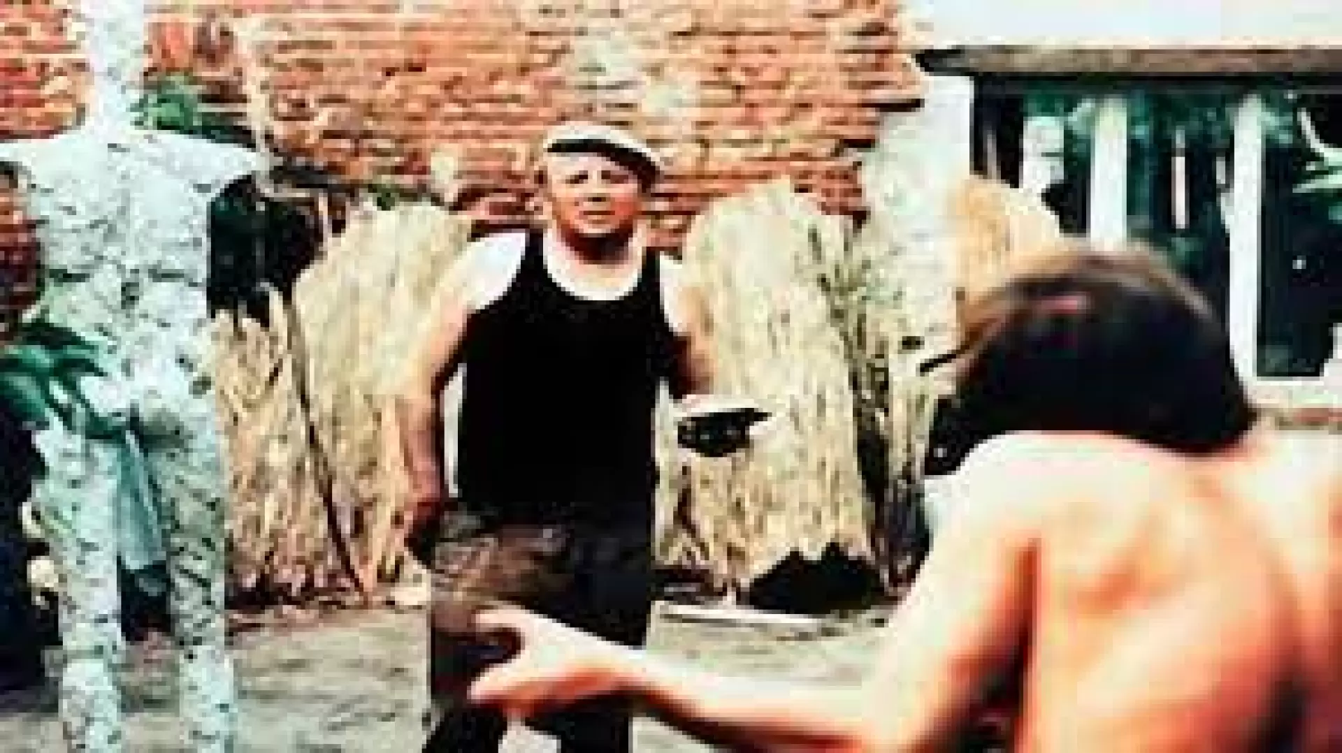 دانلود فیلم Der nackte Mann auf dem Sportplatz 1974