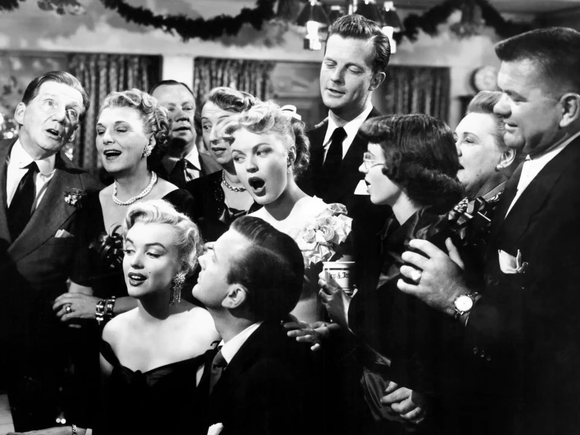دانلود فیلم Love Nest 1951