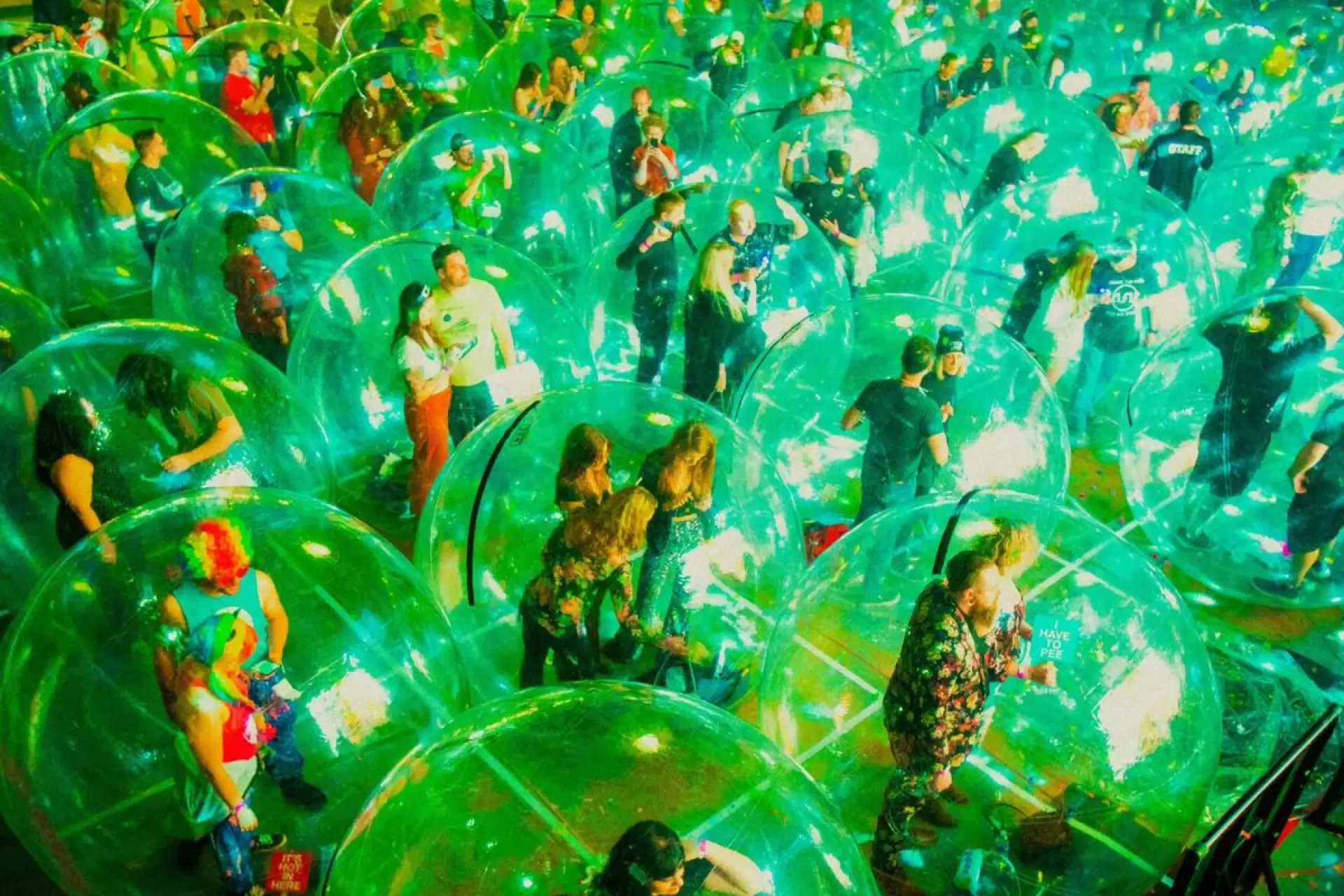 دانلود مستند The Flaming Lips Space Bubble Film 2022