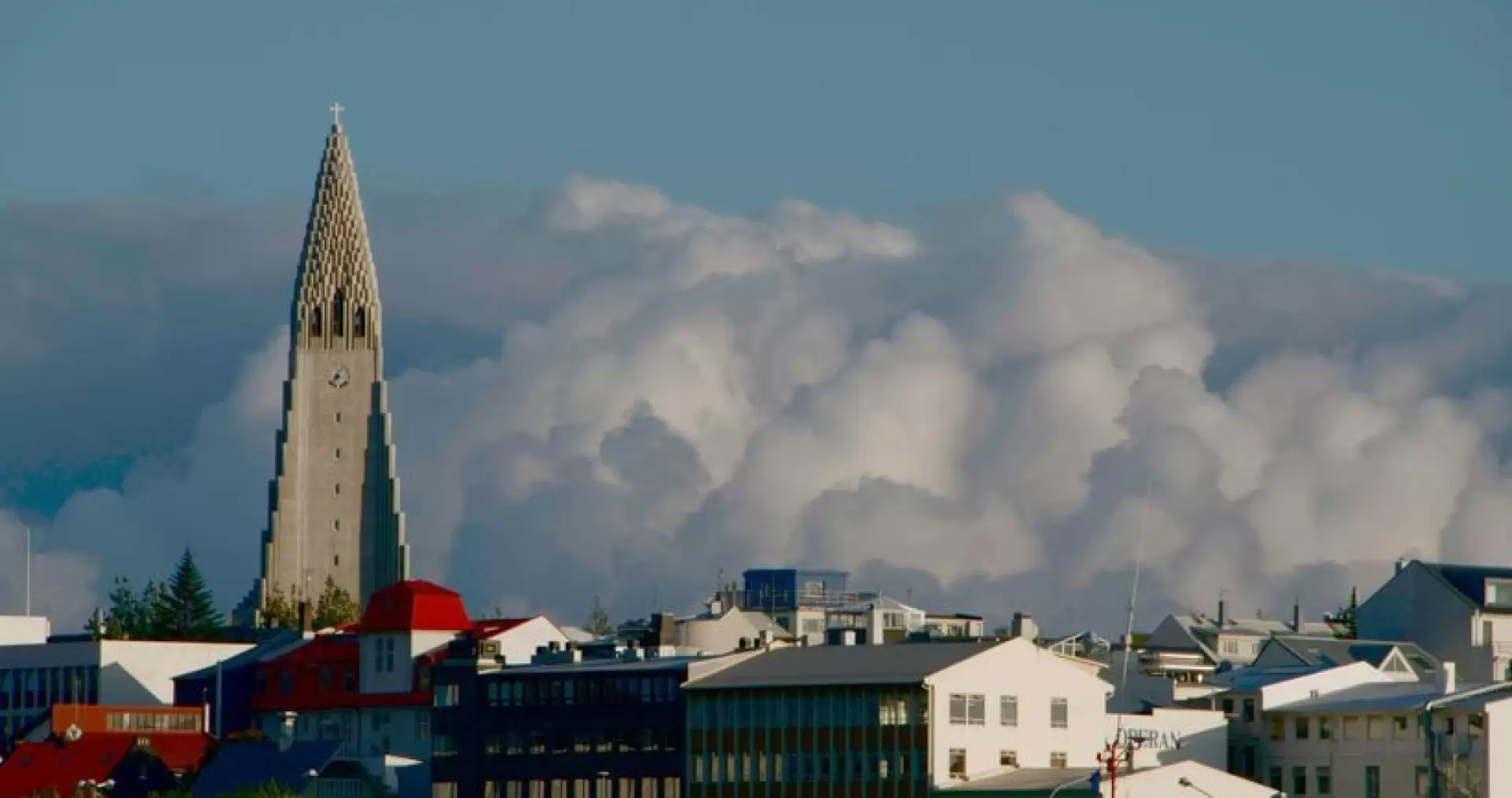 دانلود مستند Iceland – On Top of the World 2017