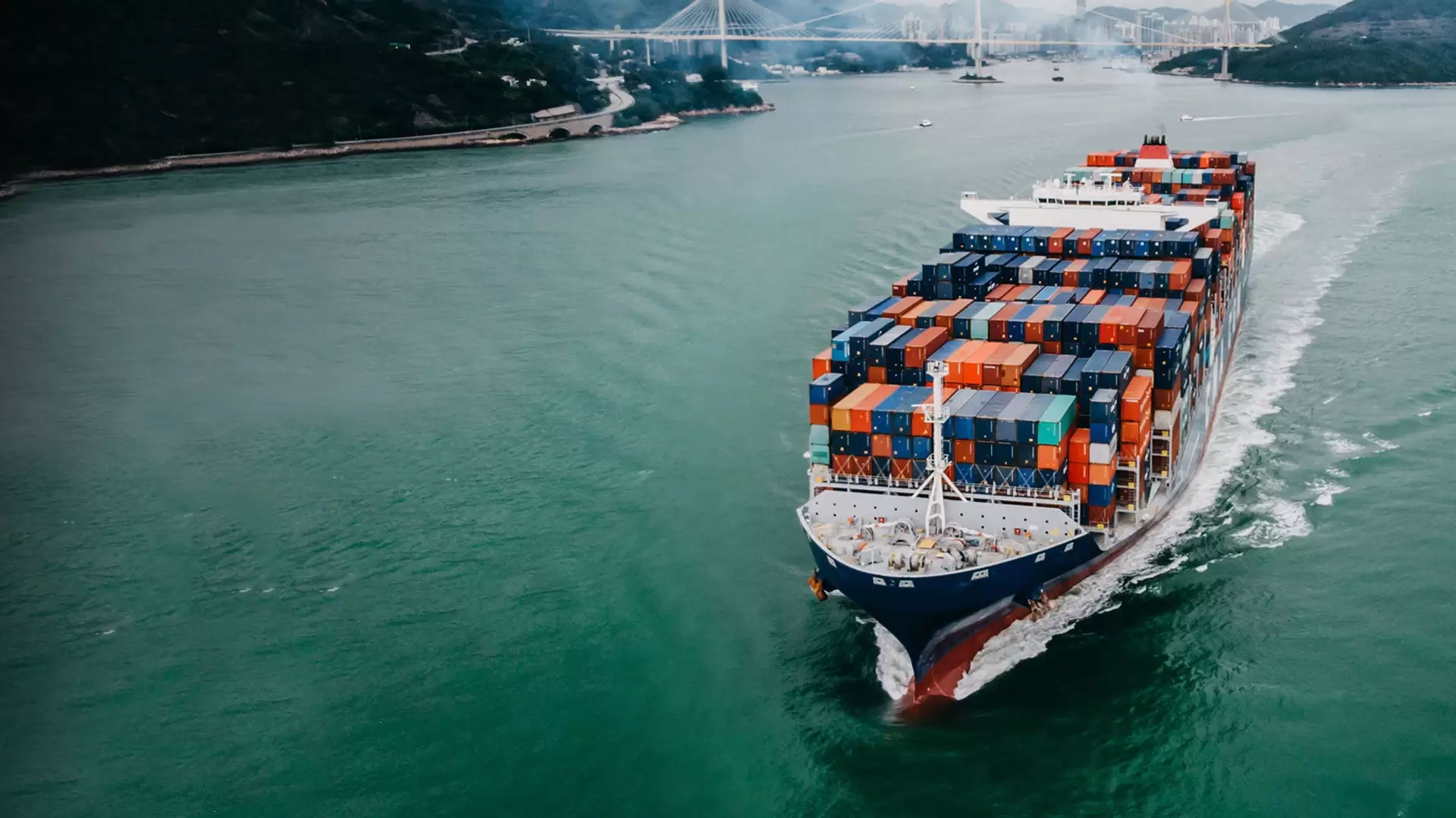 دانلود مستند Shipping the World 2019