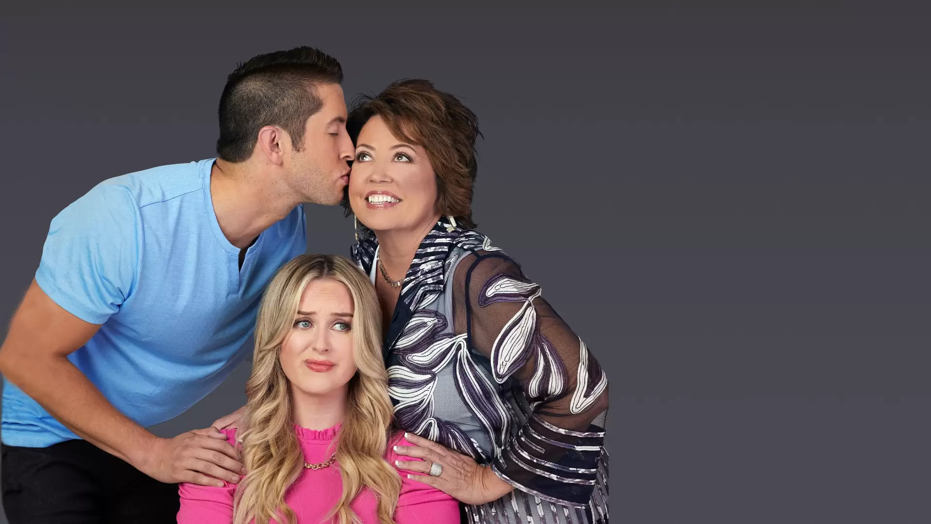 دانلود سریال I Love a Mama’s Boy 2020