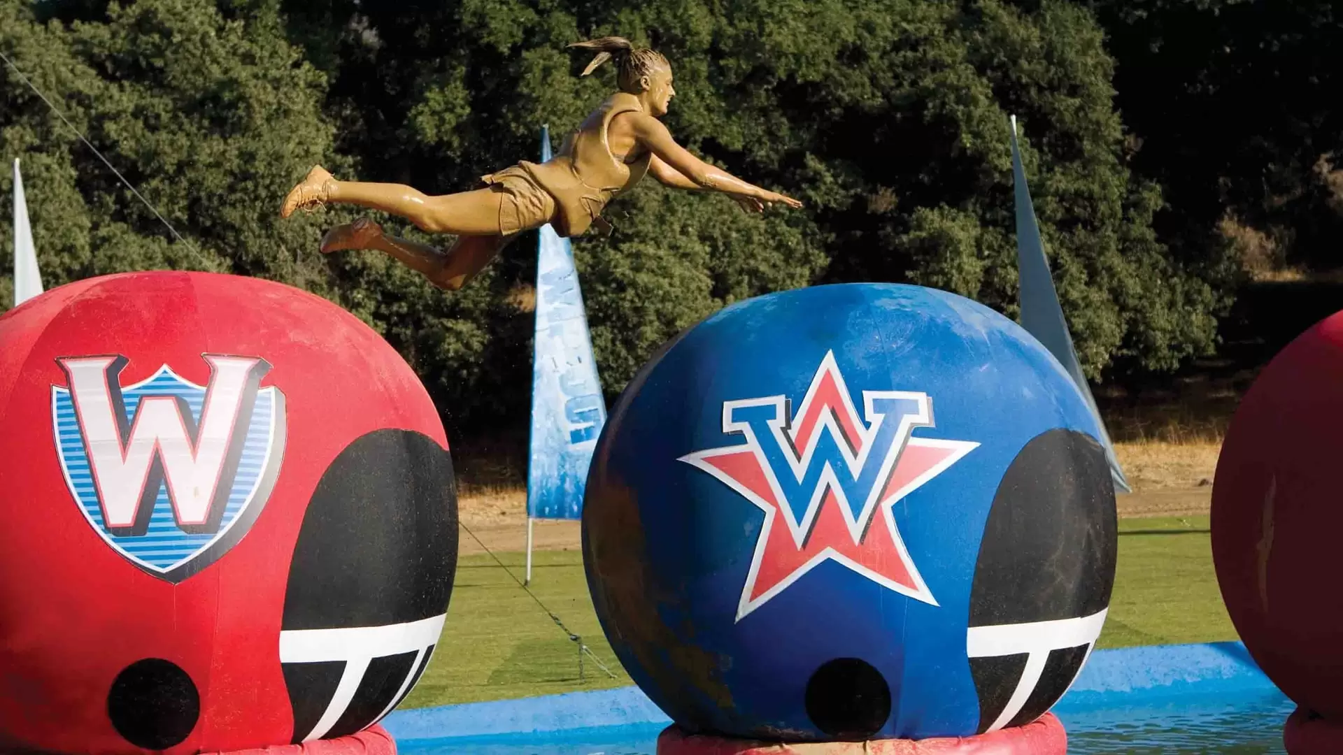 دانلود سریال Wipeout 2008 با تماشای آنلاین