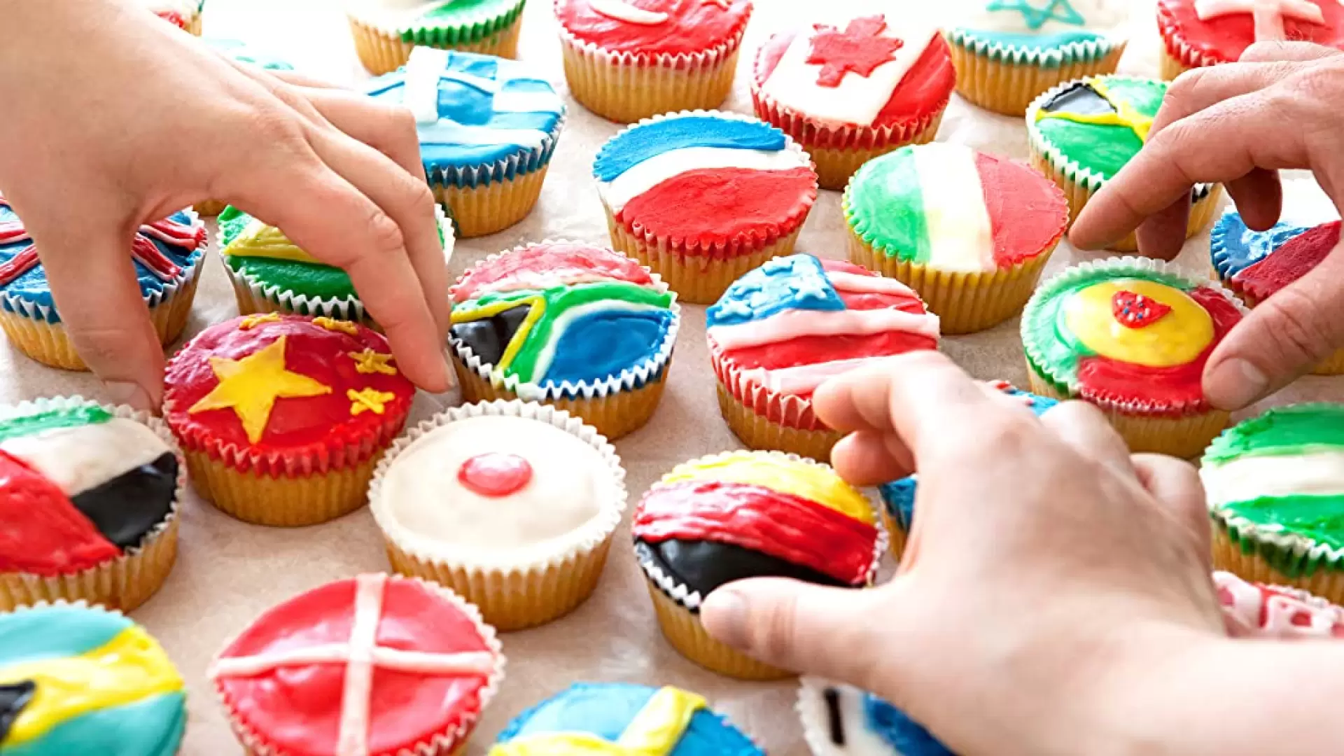 دانلود سریال Food Paradise: International 2015