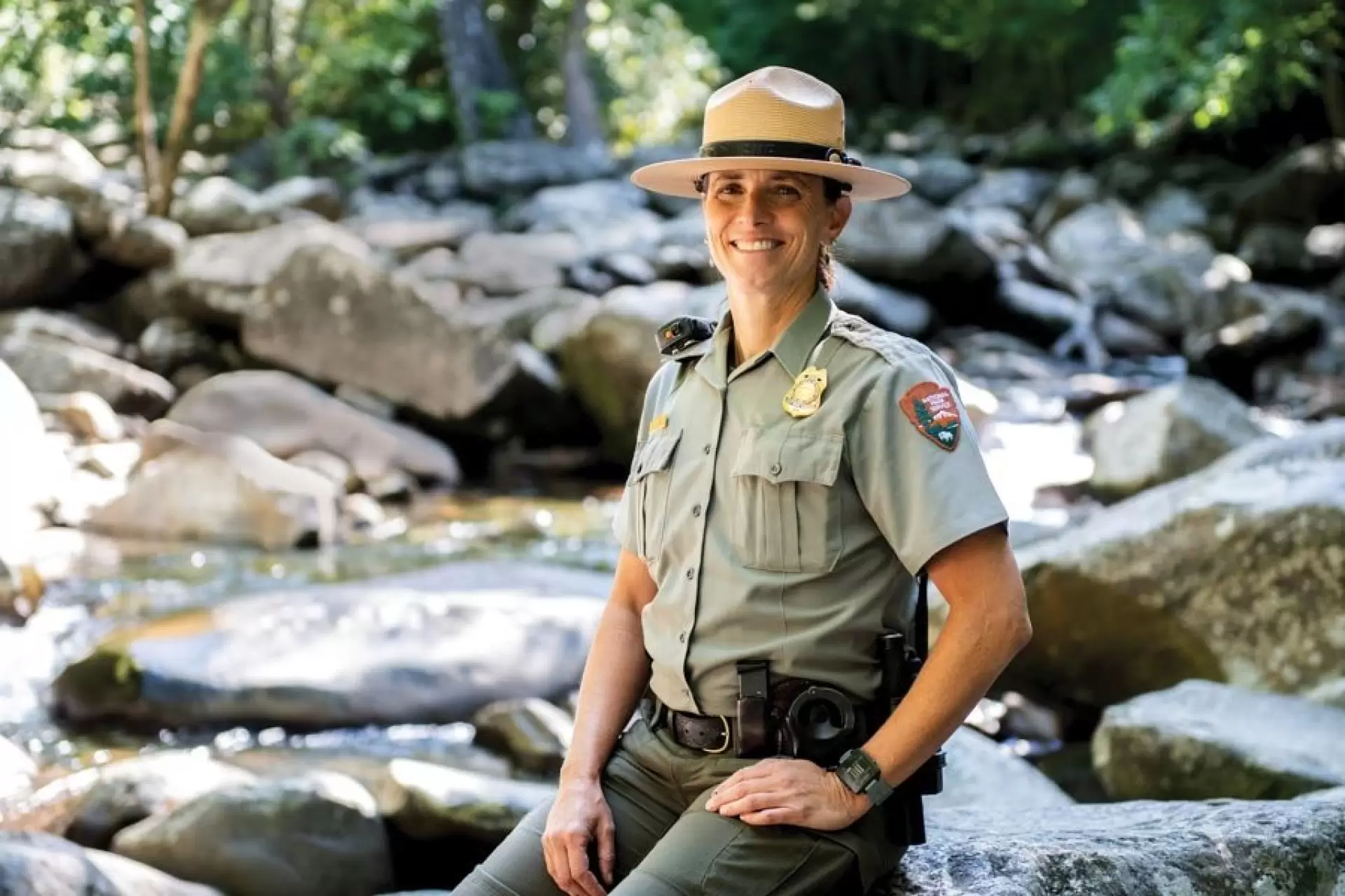 دانلود مستند Smoky Mountain Park Rangers 2021